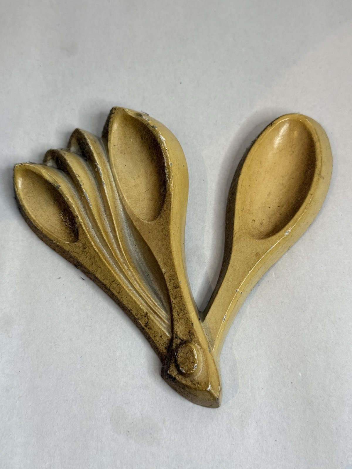 Vintage 1969 MCM Sexton Measuring Spoon Set Wall  Kitchen Decor