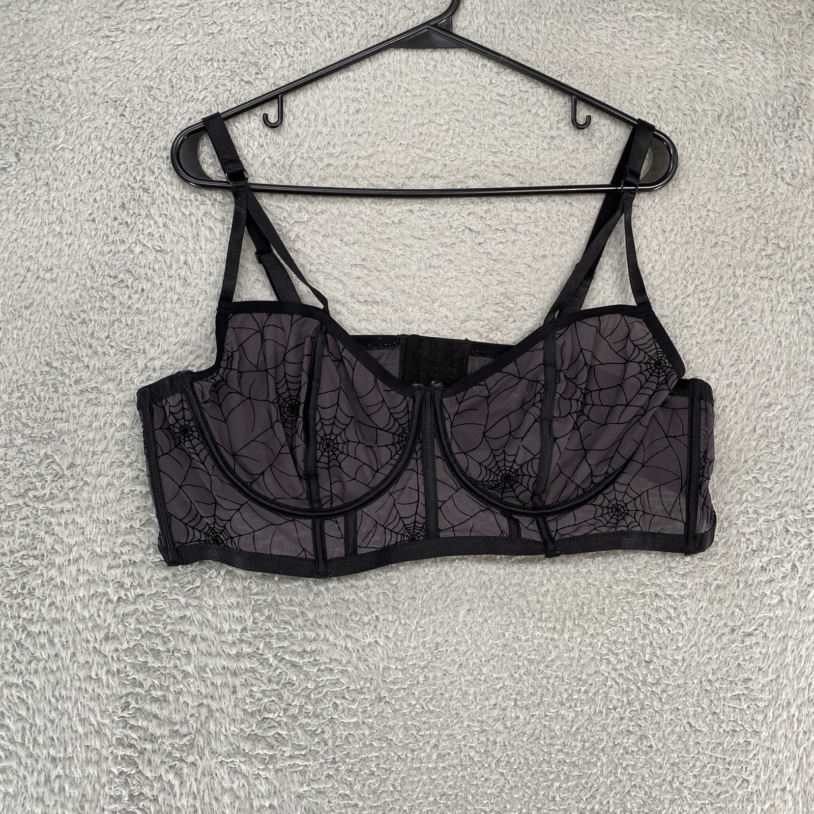 Torrid Curve Longline Bra Womens 3 / 3X Spiderweb Mesh Goth Halloween Witchy Torrid Curve Longline Bra Womens 3 / 3X Spiderweb Mesh Goth Halloween Witchy