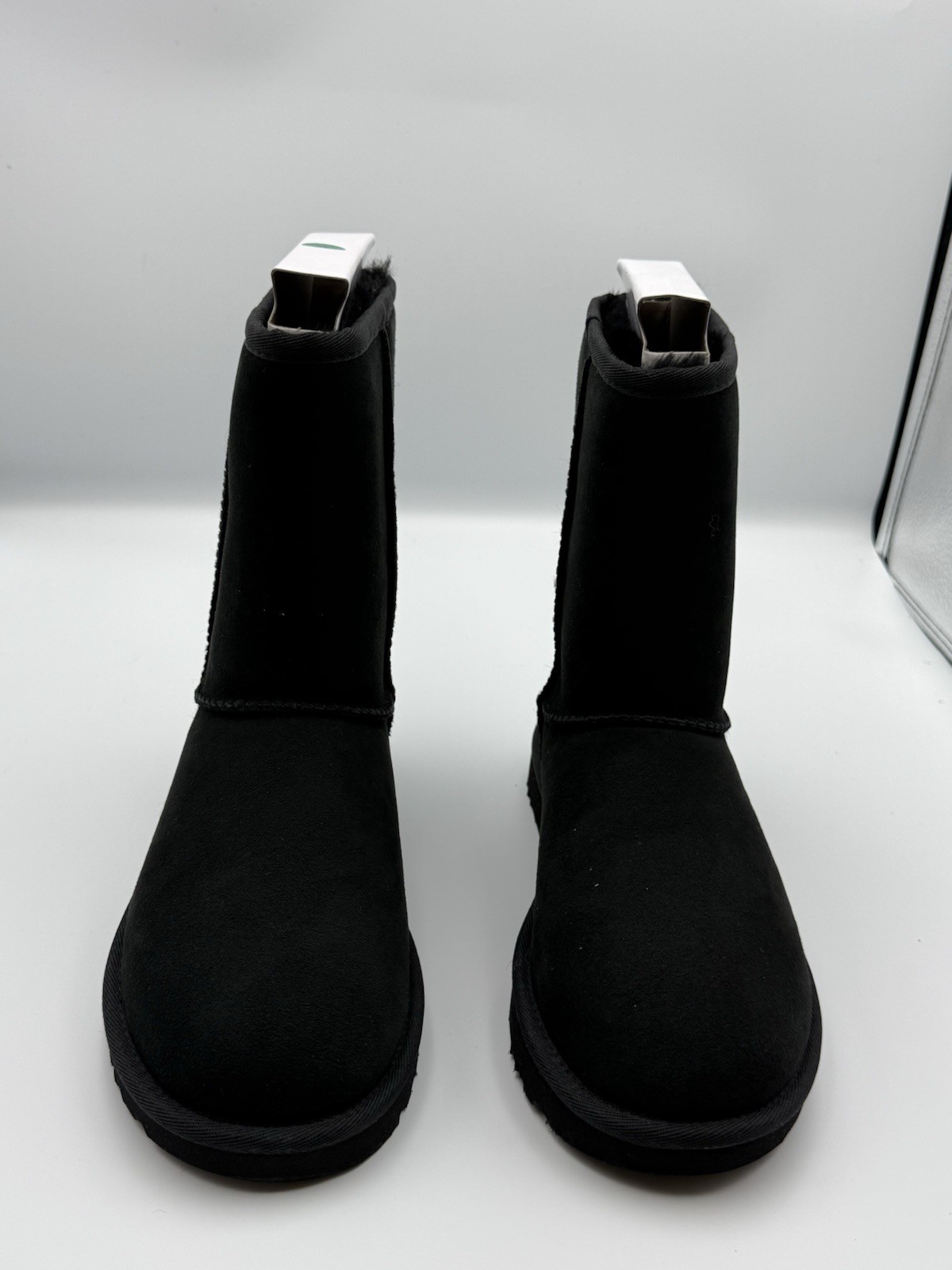 UGG Women’s Classic Short II Black Mid-Calf Pull-On Boots Round Toe US 7