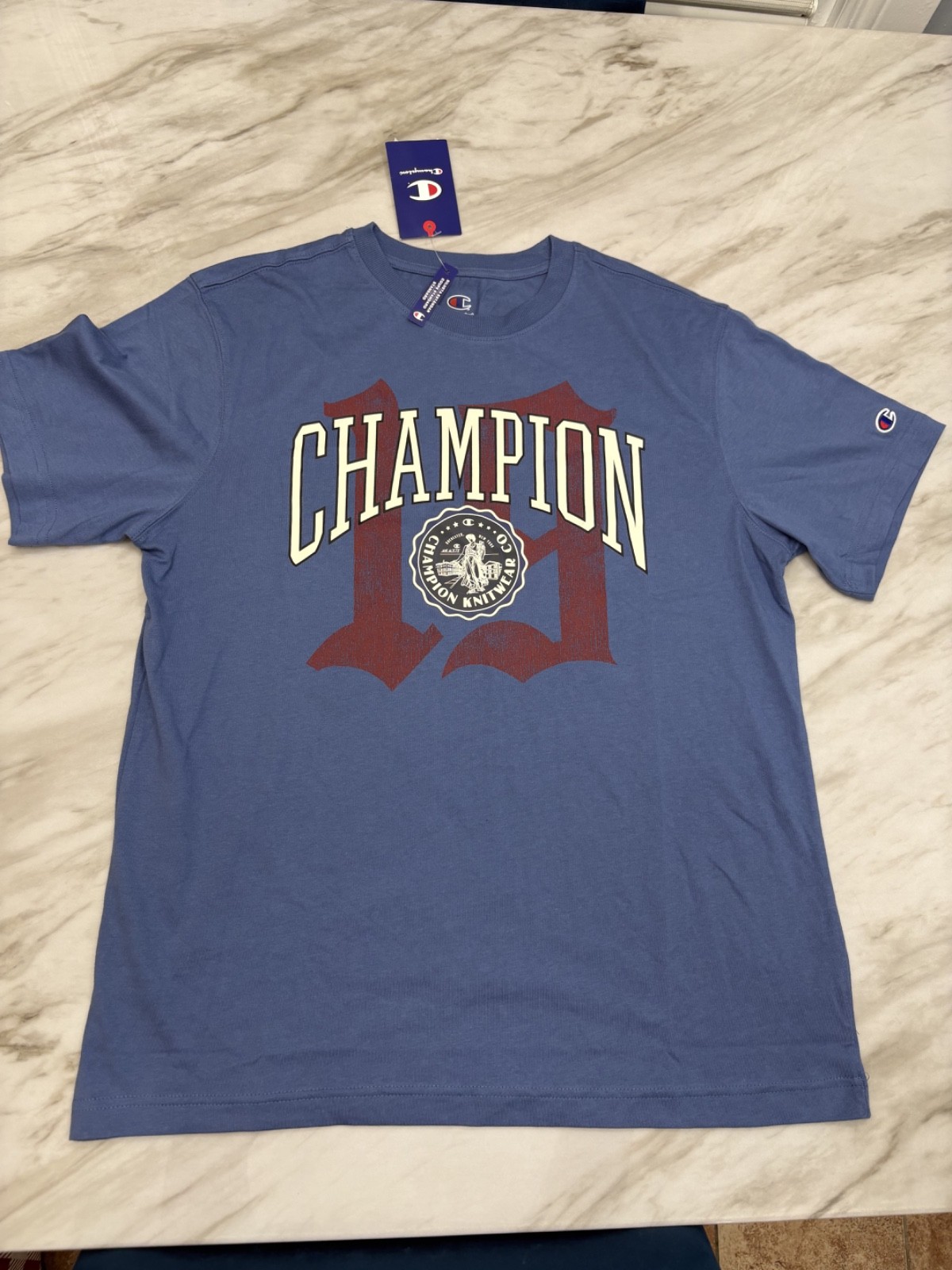 Champion Modern Retro Gothic \'19 T-Shirt Men\'s Medium Champion Modern Retro Gothic \'19 T-Shirt Men\'s Medium