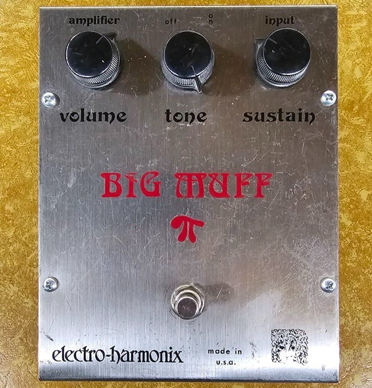 Vintage Electro-Harmonix Big Muff Pi V2 Ram's Head, circa 1973/74 Vintage Electro-Harmonix Big Muff Pi V2 Ram's Head, circa 1973/74