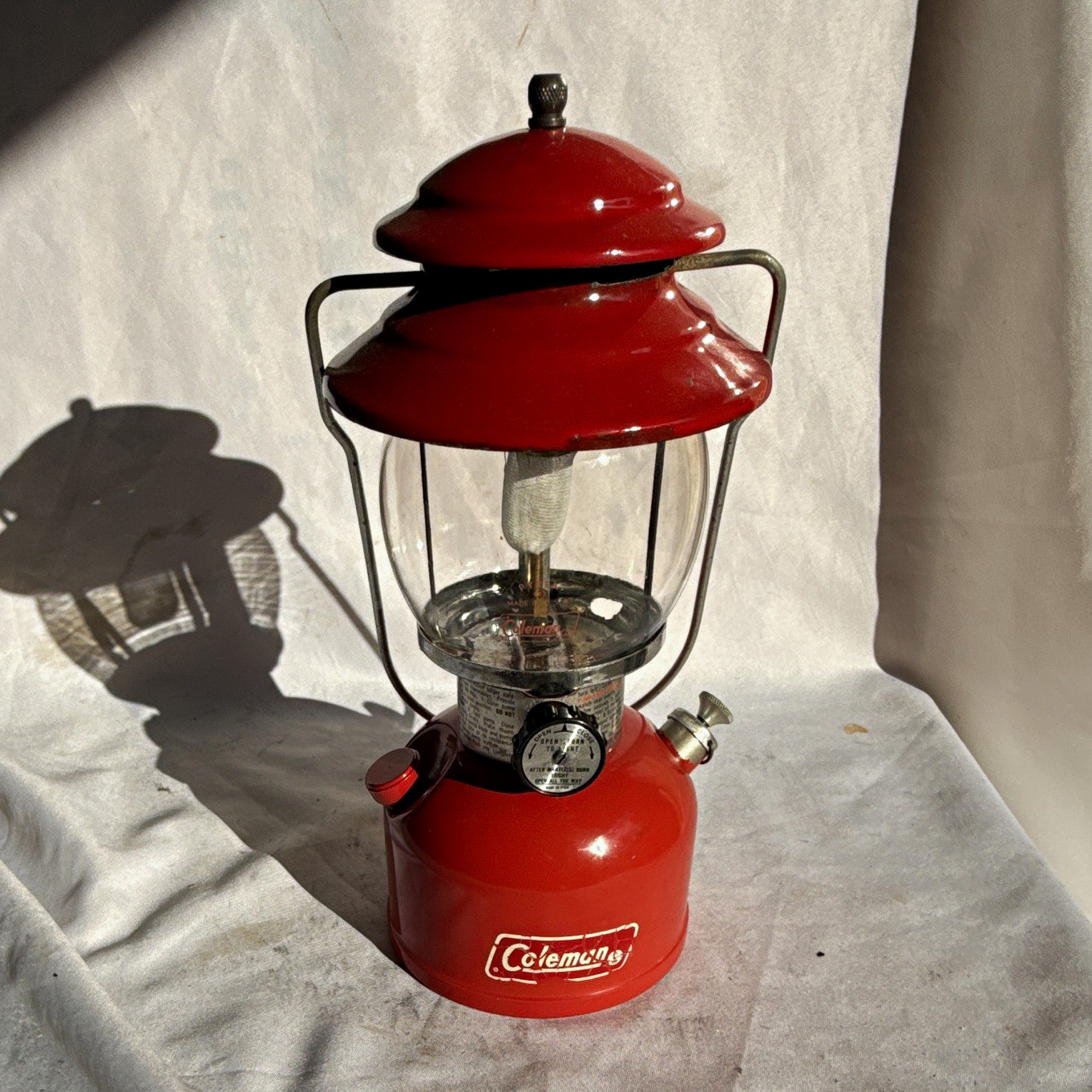 Coleman 200A Single Mantle Lantern 6/78 - Tested & Working - Excellent Condition
