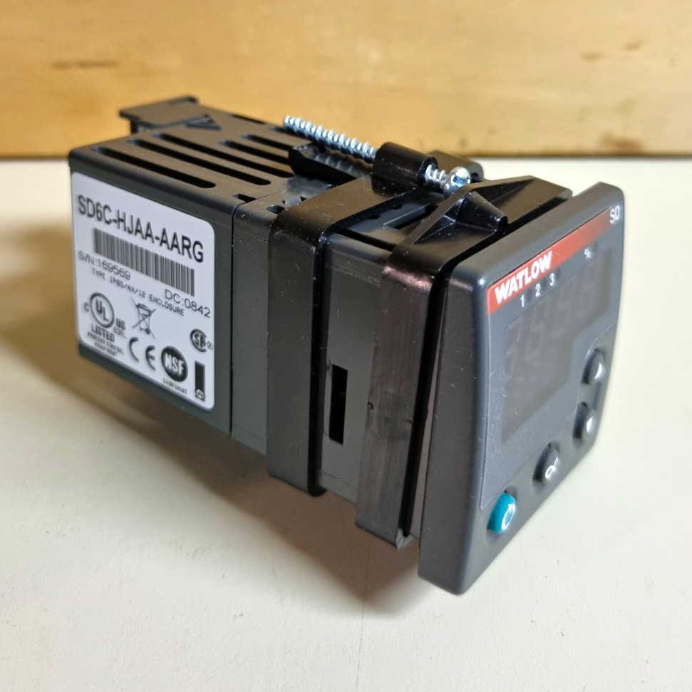 Watlow SD6C-HJAA-AARG SD Temperature Controller Module HVAC Control Board Watlow SD6C-HJAA-AARG SD Temperature Controller Module HVAC Control Board