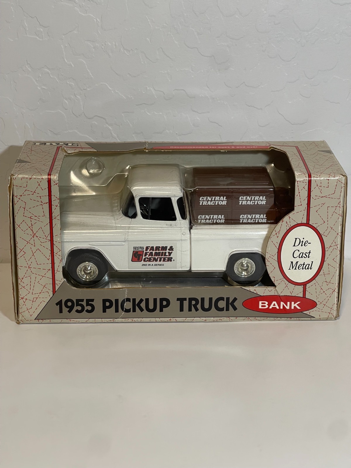 Vintage 1993 Ertl 1955 Chevy Pickup Truck Bank Central Tractor Farm Family Vintage 1993 Ertl 1955 Chevy Pickup Truck Bank Central Tractor Farm Family