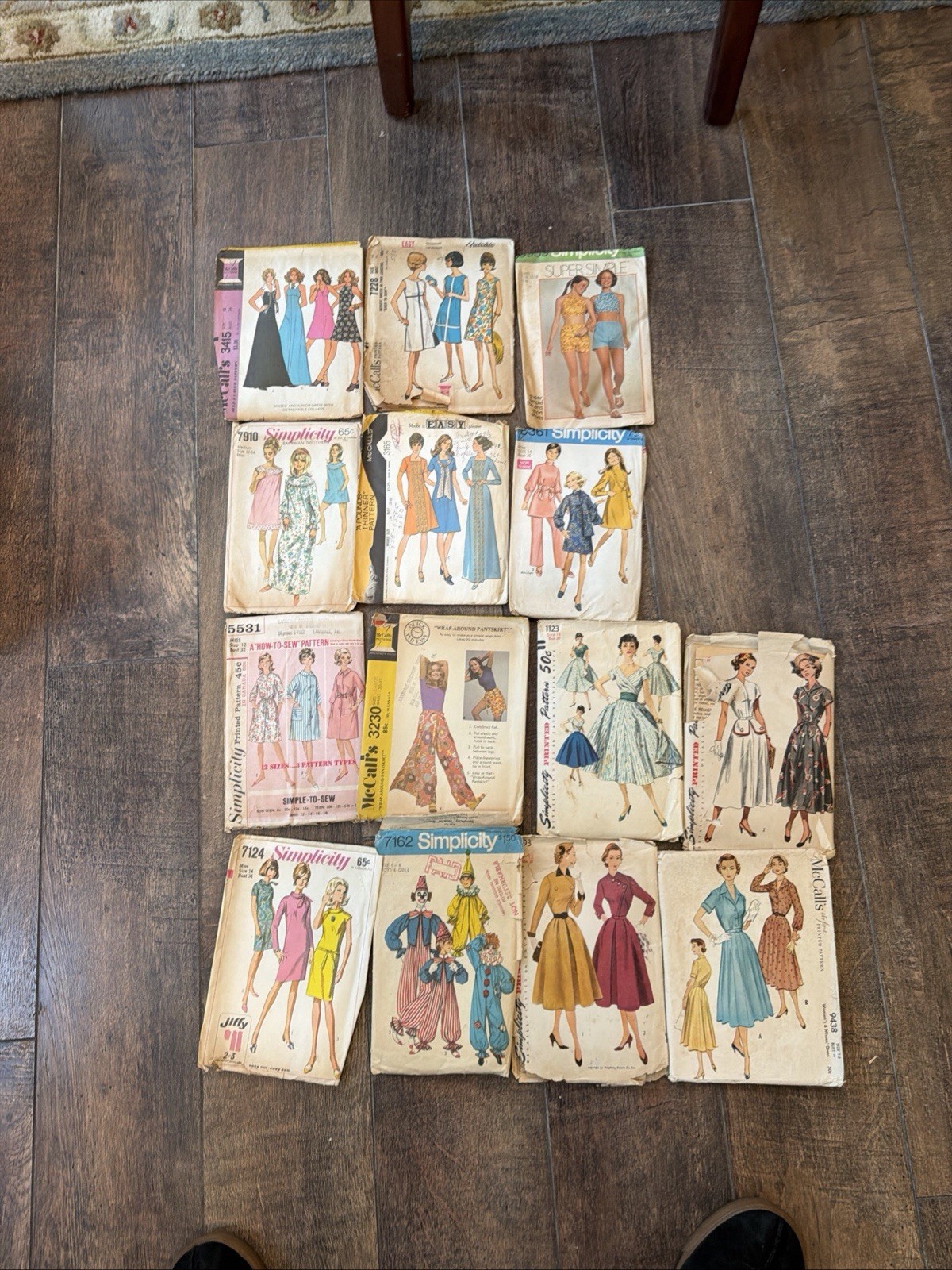 Vintage Sewing Pattern Lot Of 14 32-33 Bust 1940s 1950s 1960s McCalls Simplicity Vintage Sewing Pattern Lot Of 14 32-33 Bust 1940s 1950s 1960s McCalls Simplicity