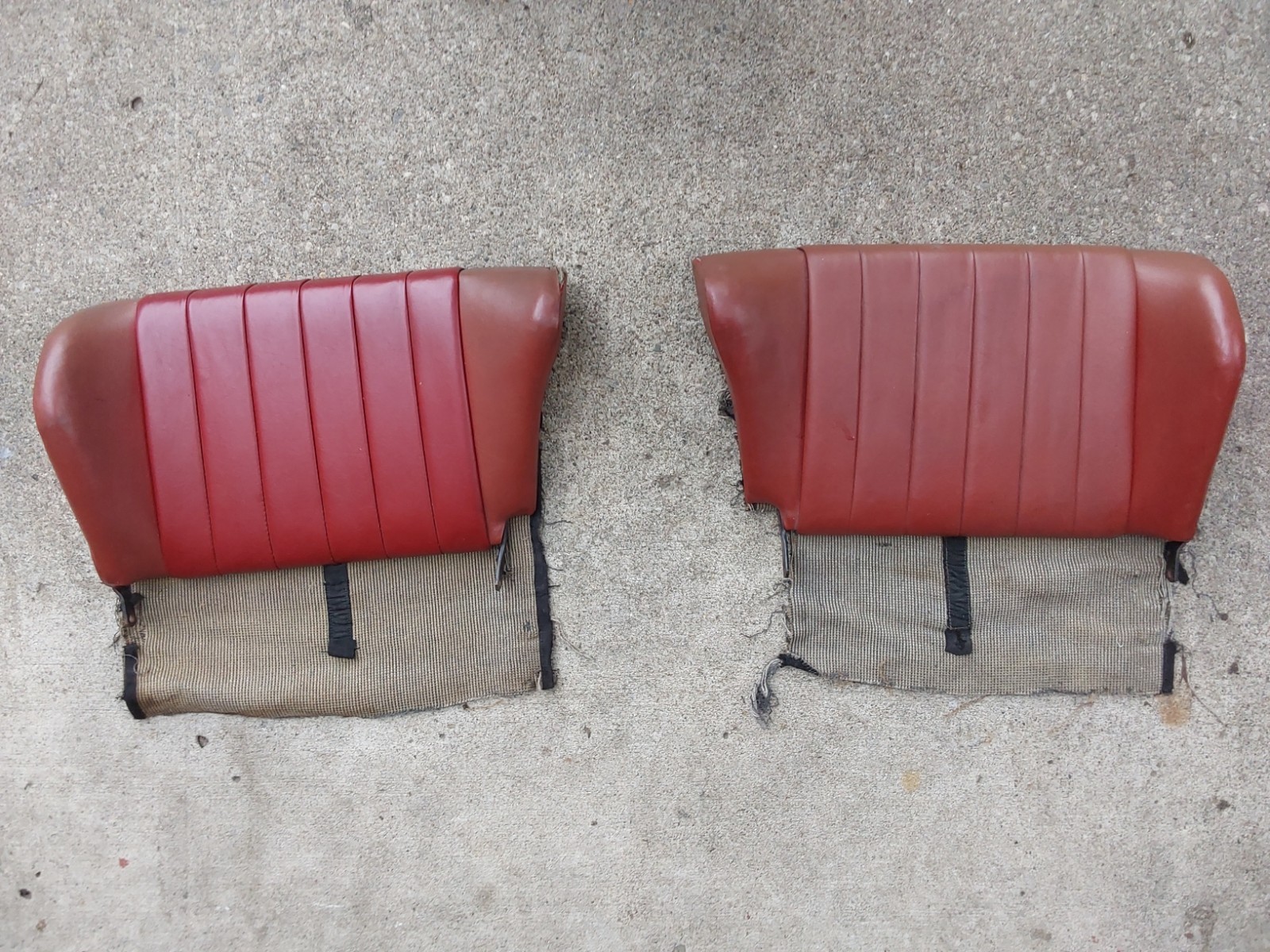 Early 1964-65  porsche 911 original upper rear seats red
