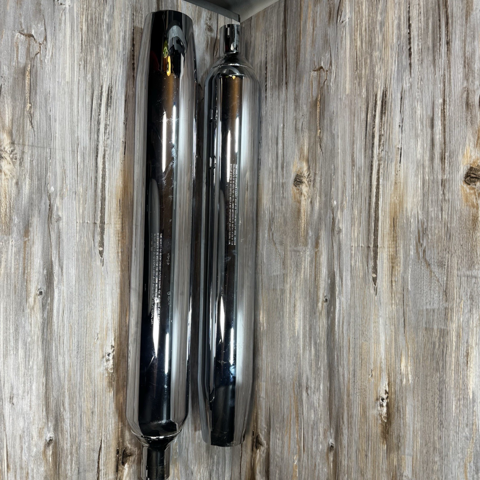 Harley Davidson Electra Glide, Road King 1998 Mufflers 65539-86 & 65538-85 Harley Davidson Electra Glide, Road King 1998 Mufflers 65539-86 & 65538-85