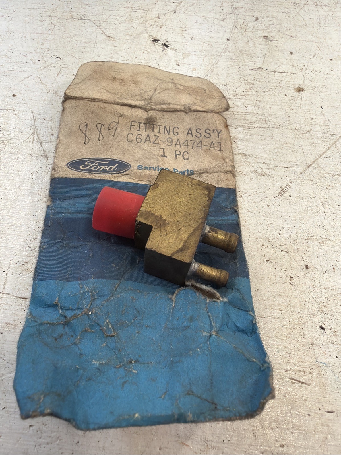 NOS OEM Ford C6AZ-9A474-A1 Vacuum Fitting Block 1966-1967 Mustang 1967 Cougar NOS OEM Ford C6AZ-9A474-A1 Vacuum Fitting Block 1966-1967 Mustang 1967 Cougar