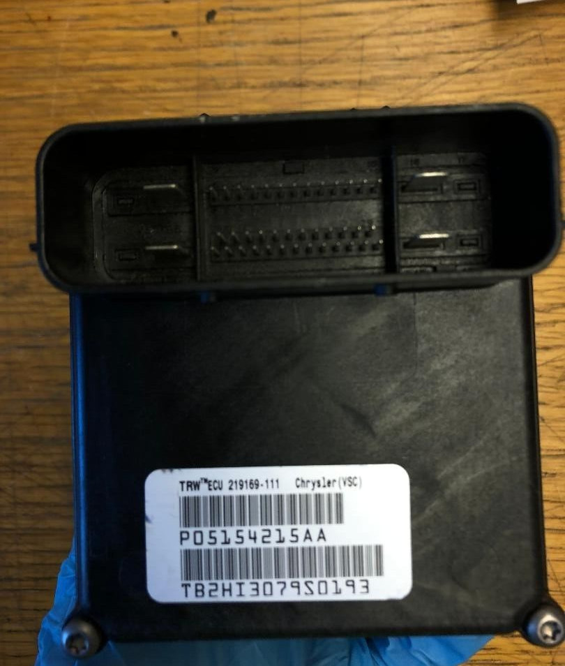 ChryslerDodge Ram 1500 ABS Antilock Brake pump control module #P05154215AA 2010 ChryslerDodge Ram 1500 ABS Antilock Brake pump control module #P05154215AA 2010