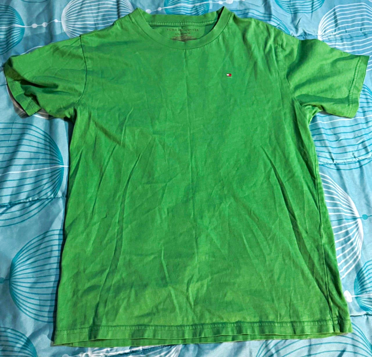 Tommy Hilfiger Boys L Green Crew Neck Short Sleeve Cotton Logo T-Shirt Tommy Hilfiger Boys L Green Crew Neck Short Sleeve Cotton Logo T-Shirt