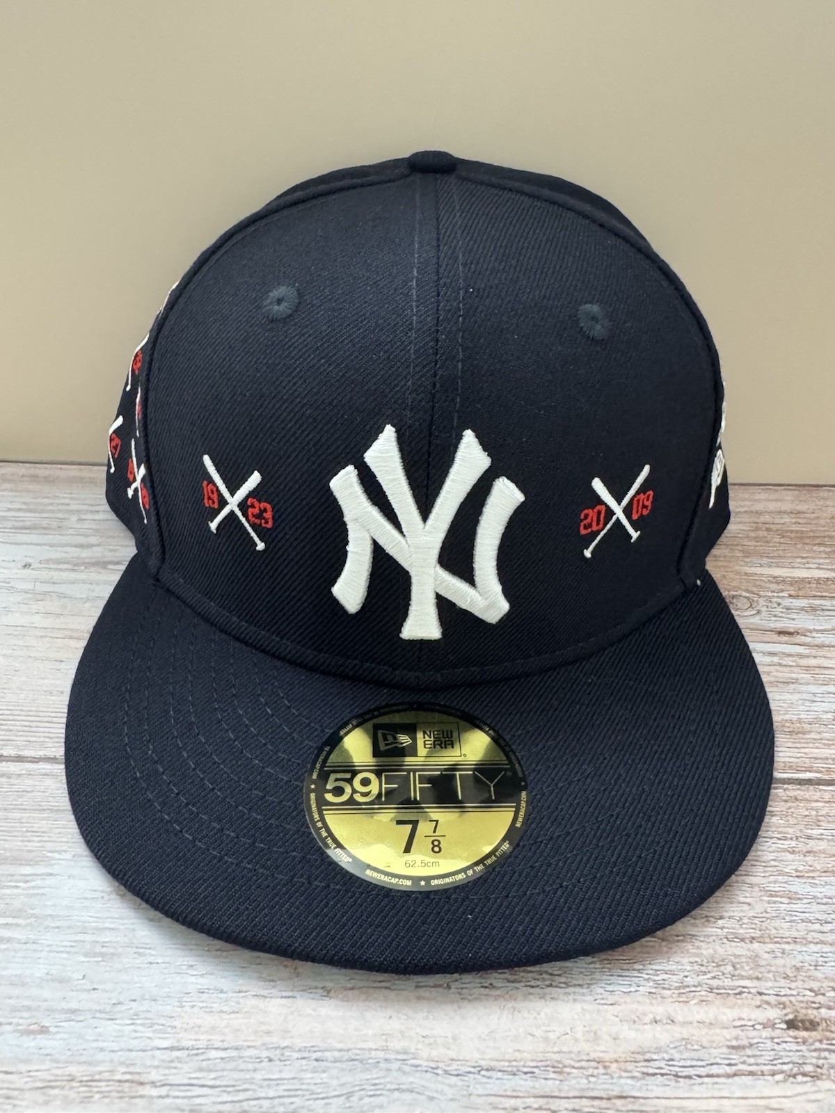 New Era 59FIFTY New York Yankees x Spike Lee MLB Fitted Cap Hat Black 7 7/8 New Era 59FIFTY New York Yankees x Spike Lee MLB Fitted Cap Hat Black 7 7/8
