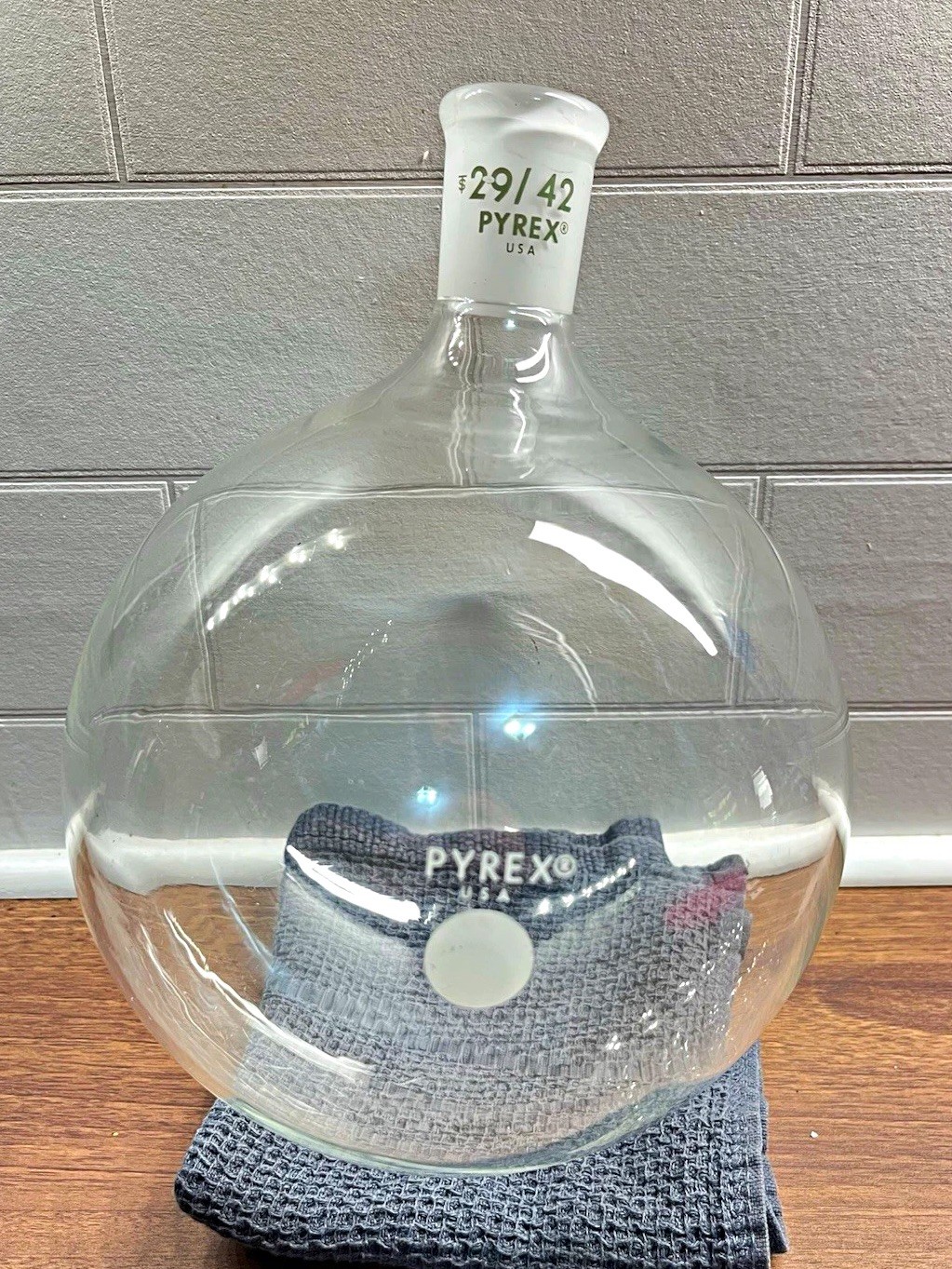 Vintage Pyrex 3000mL Large Round Bottom Boiling Flask 29/42 Joint USA Glass