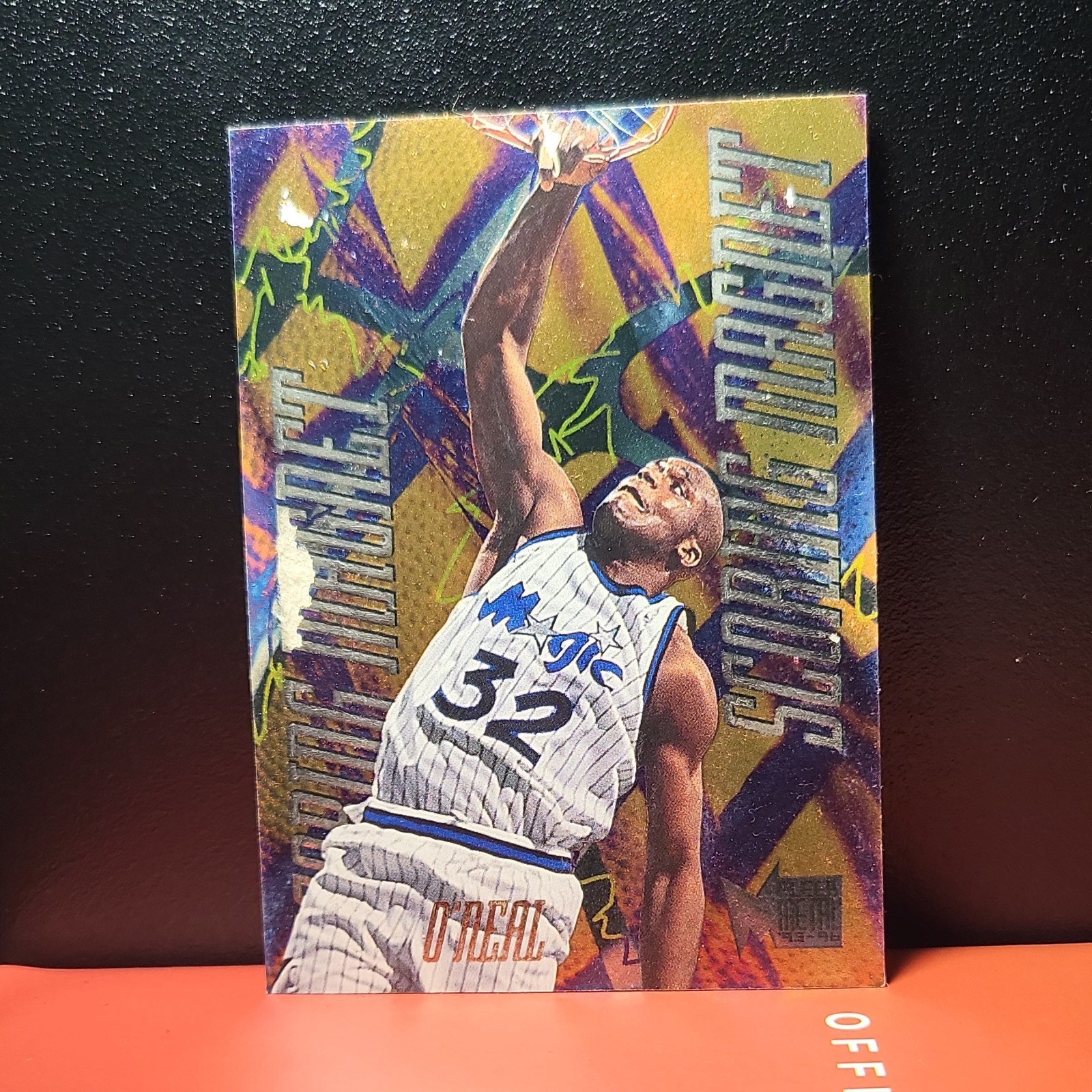 1995-96 Fleer Metal - Scoring Magnet Shaquille O\'Neal #7 of 8 1995-96 Fleer Metal - Scoring Magnet Shaquille O\'Neal #7 of 8