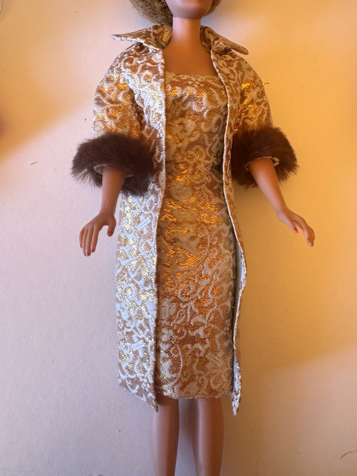 Vtg Mattel Barbie ‘Golden Elegance’Brocade Dress & FurTrim Coat VG Condition 