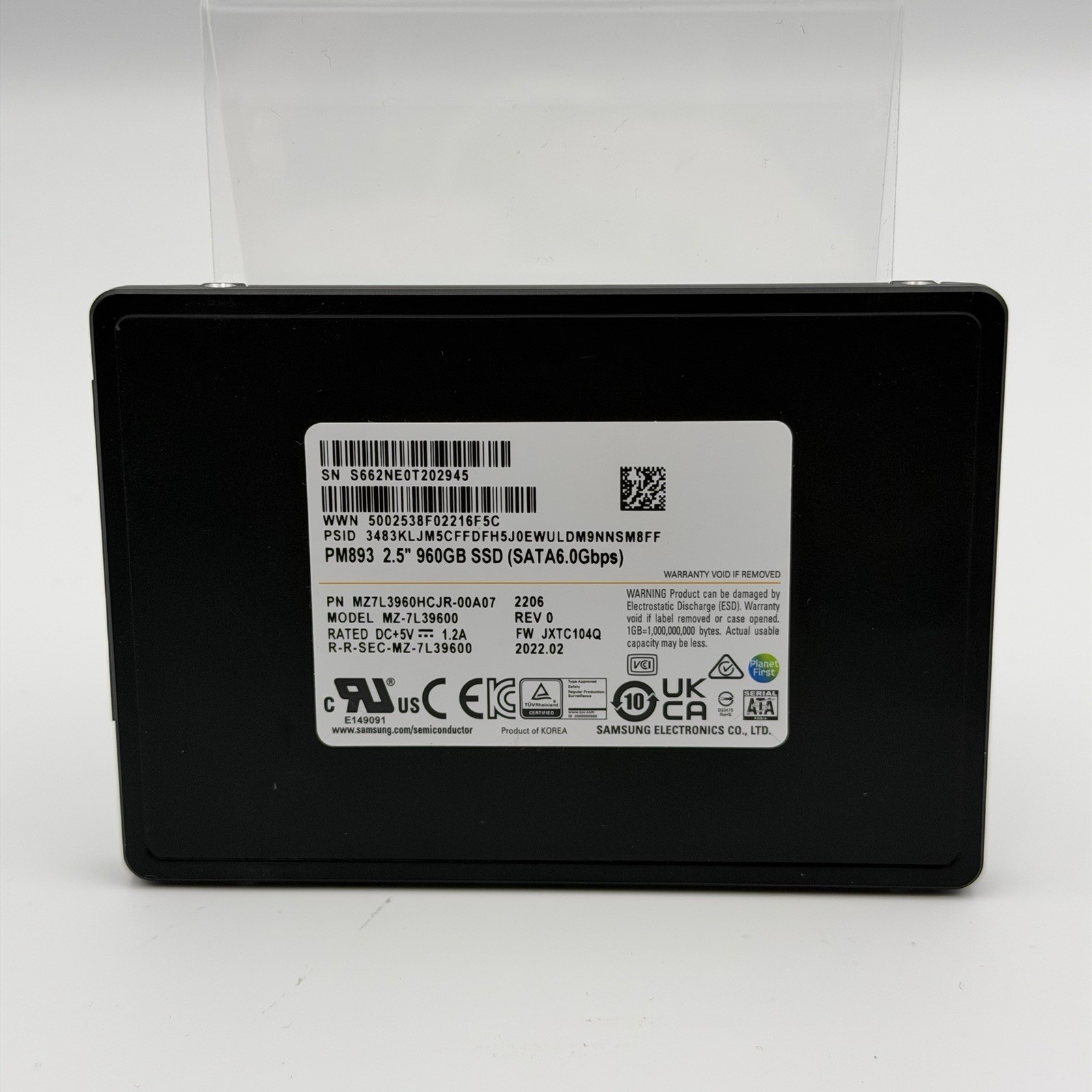 Samsung PM893 960GB SATA III 6Gbps 2.5\ Samsung PM893 960GB SATA III 6Gbps 2.5\