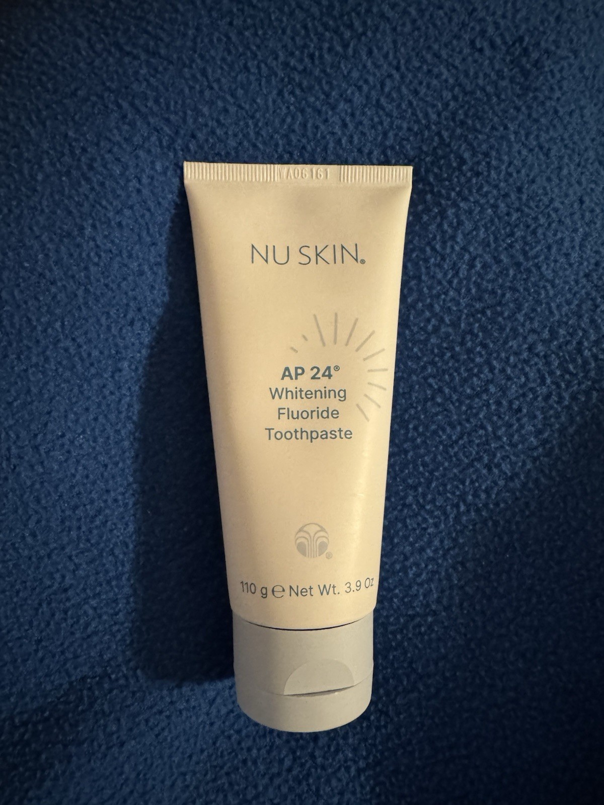 Nuskin Ap24 Whitening Fluoride Toothpaste 3.9 Ounces Authentic -Free Shipping