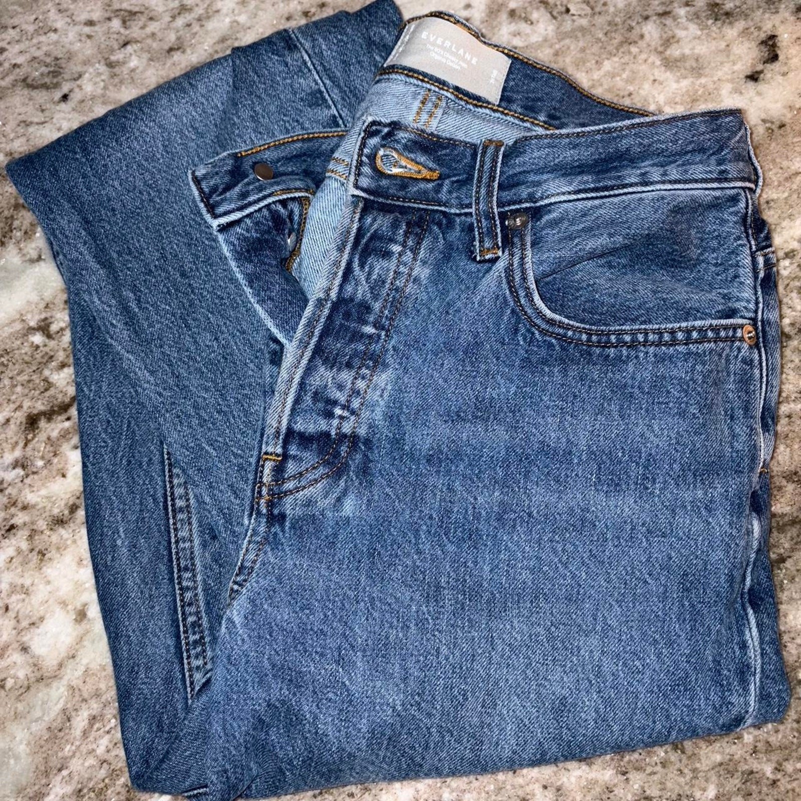Everlane the 90s cheeky jean