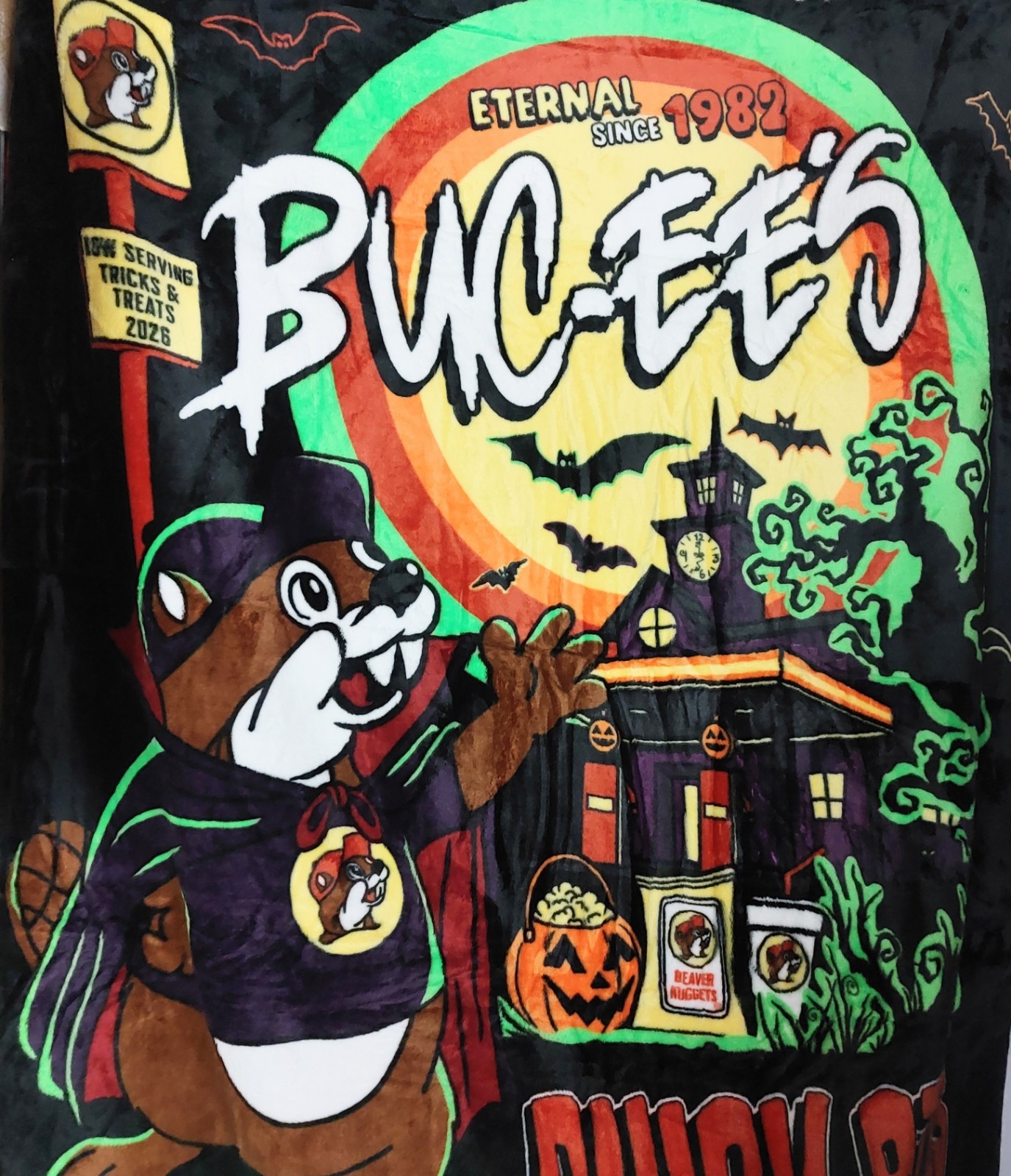 Buc-ee\'s Halloween 2026 Plush Throw Blanket 50x70 Quick Bites Spooky Nights New