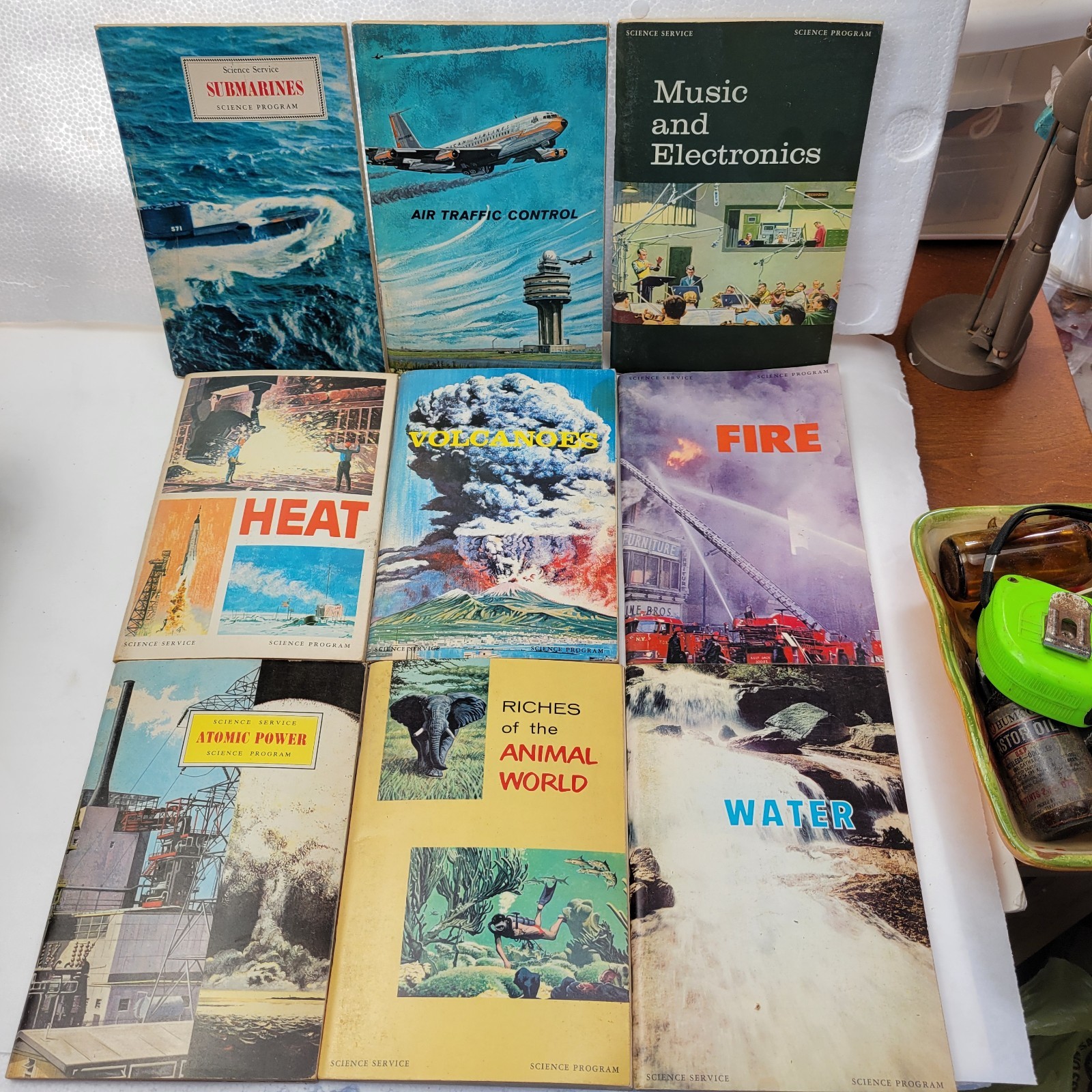 Lot Of 24 Vintage Science Service Program Doubleday Paperbacks Books Teach 1970s Lot Of 24 Vintage Science Service Program Doubleday Paperbacks Books Teach 1970s