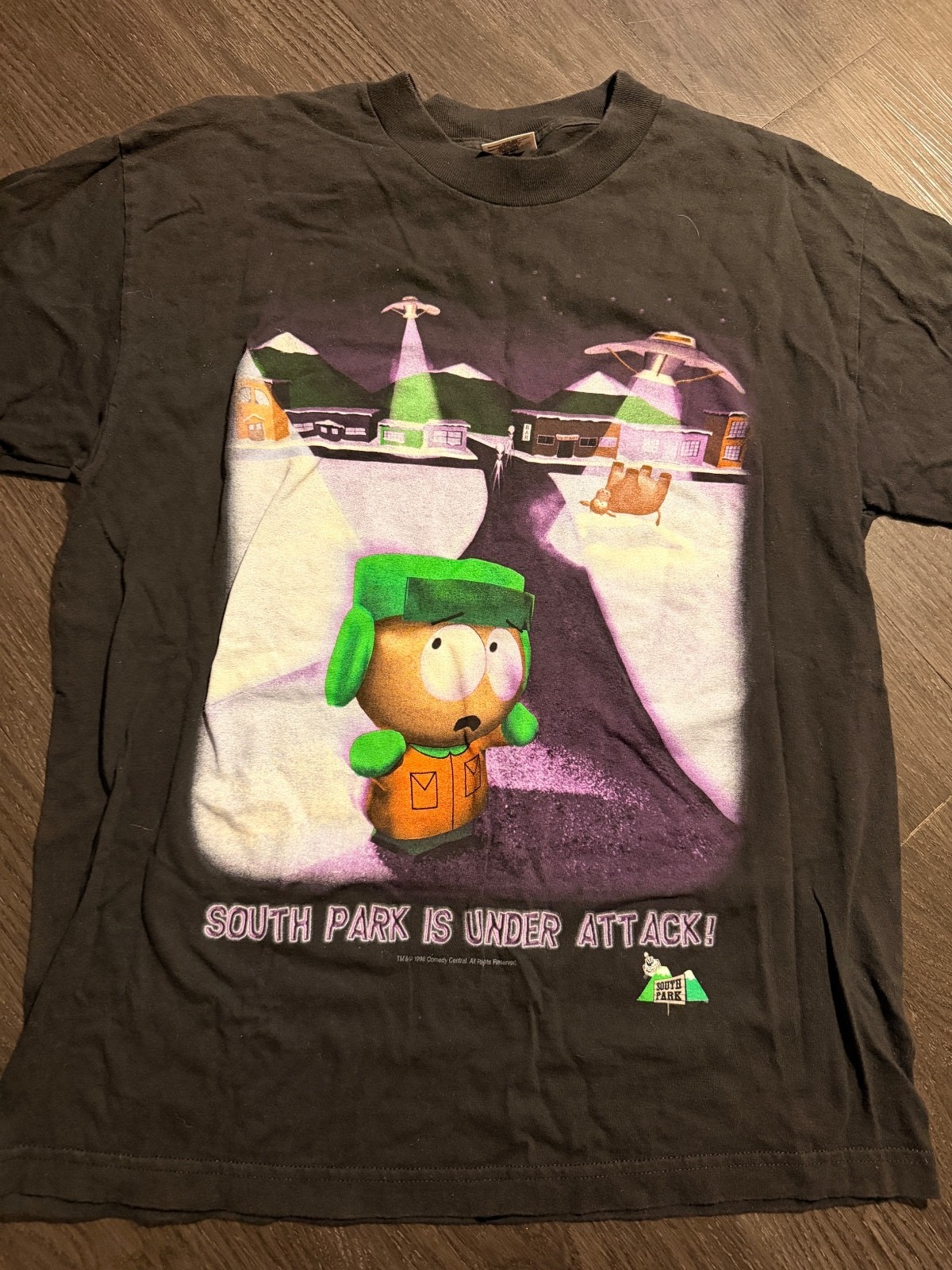 VTG 1998 South Park Under Attack Alien T-Shirt VTG 1998 South Park Under Attack Alien T-Shirt