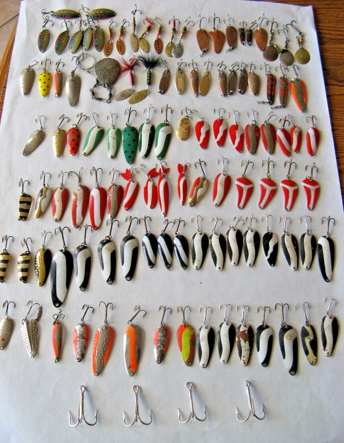 REDUCED, VINTAGE & NEW MIXED SPOONS TACKLE LURES (111)