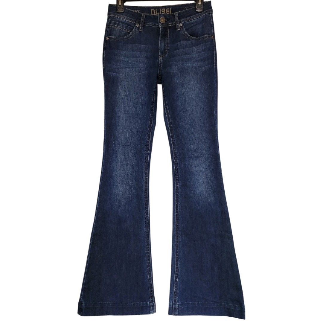 DL1961 Joy Flare Jeans Nirvana Dark Wash Size 26 Womens, Measures 27x34, US Made DL1961 Joy Flare Jeans Nirvana Dark Wash Size 26 Womens, Measures 27x34, US Made