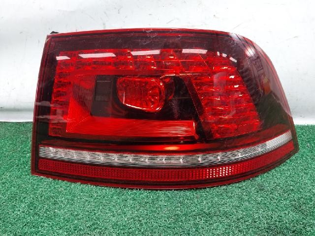 Volkswagen Phaeton RIGHT Right Outer LED Tail Light Used OEM 3D5945096J