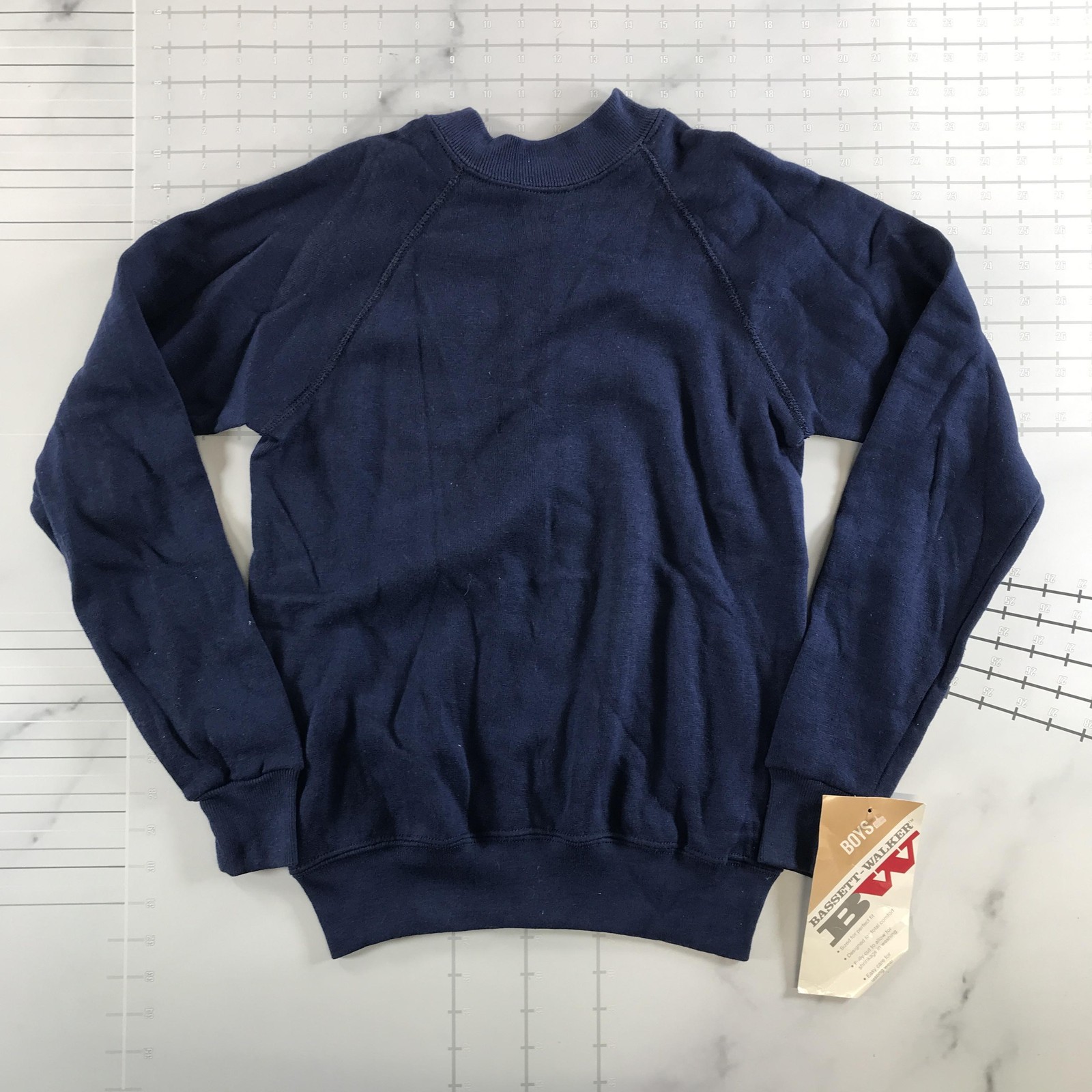 Vintage Bassett-Walker Sweatshirt Boys Large 14-16 Blue Fleece USA Crewneck