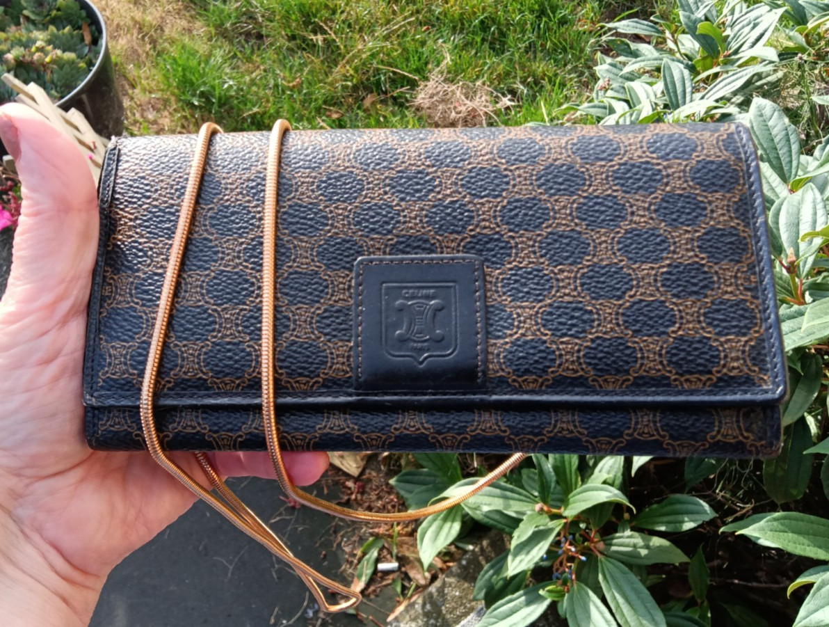 Celine Vintage Macadam Long Wallet Kiss Lock WOC Crossbody Chain Bag Celine Vintage Macadam Long Wallet Kiss Lock WOC Crossbody Chain Bag