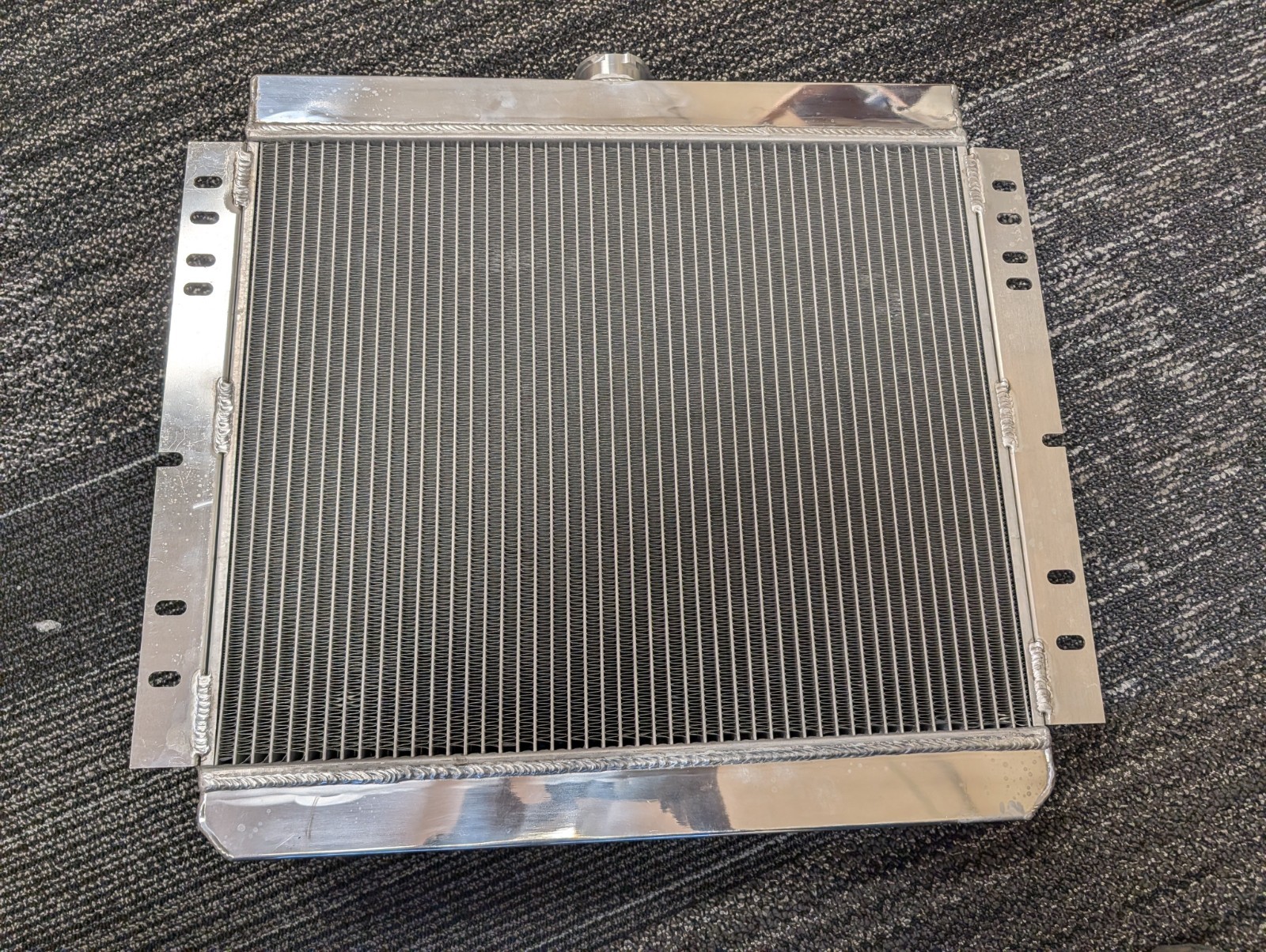Northern Radiator 205214; MuscleCar 19.75 x 21.875 2-Row for 64-73 Ford/Mercury