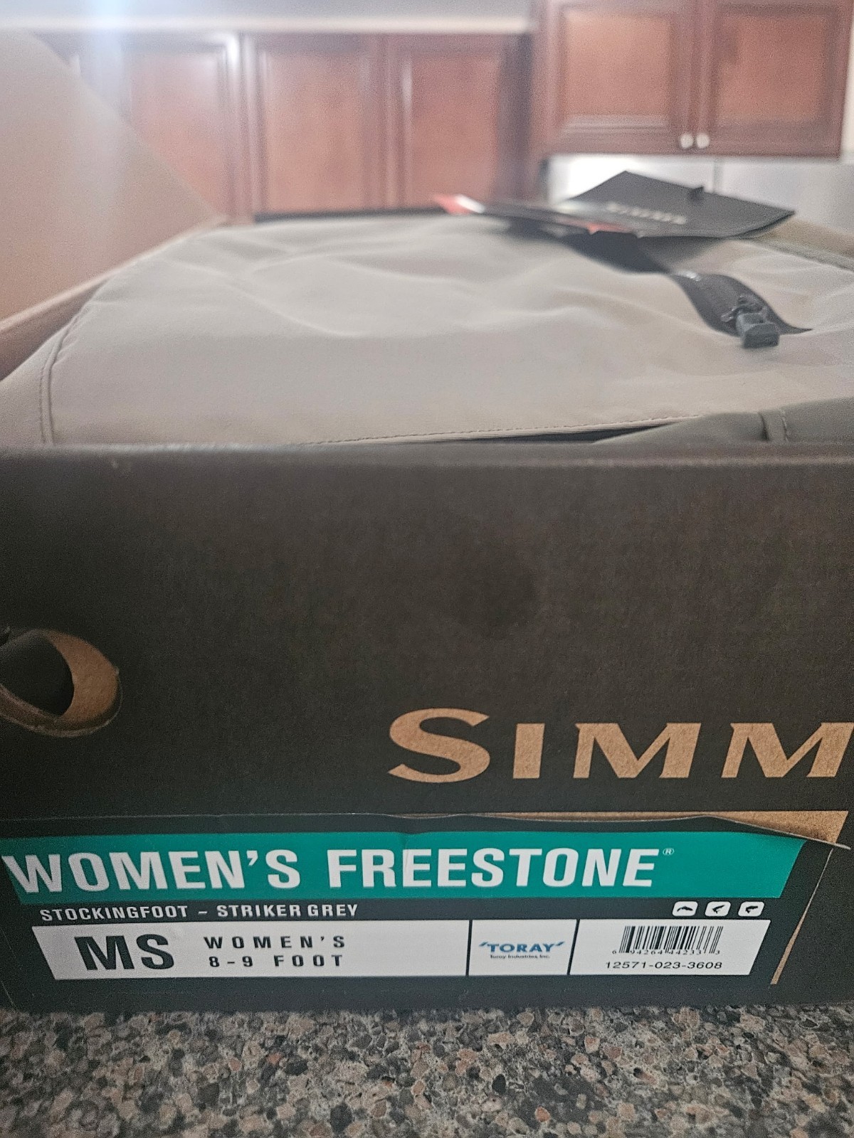 Simms Women\'s Freestone - Medium Short (9-11) Stockingfoot Waders - Brand New Simms Women\'s Freestone - Medium Short (9-11) Stockingfoot Waders - Brand New