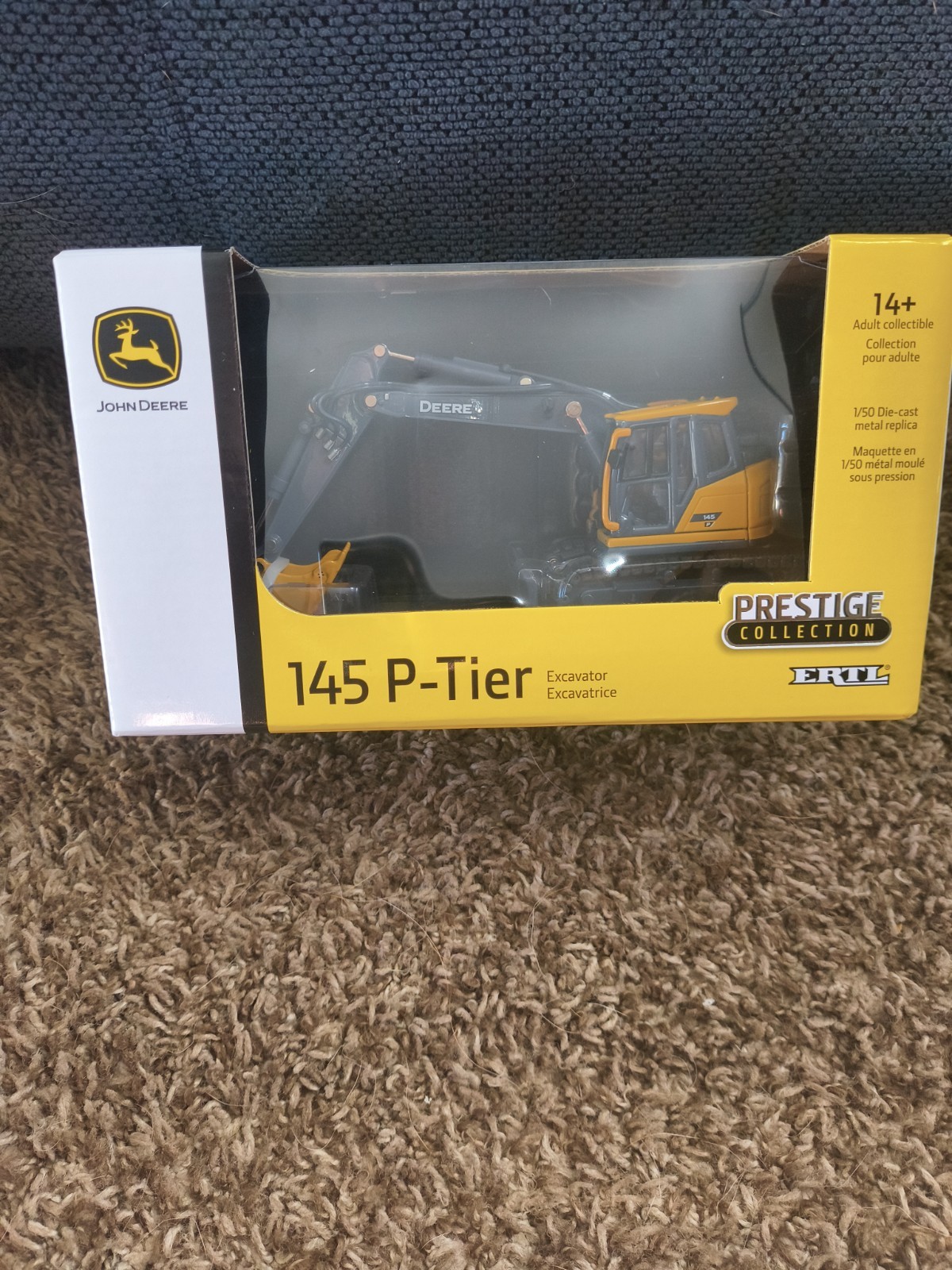 ERTL John Deere 145 P-Tier Excavator Prestige 1:50 Diecast Metal 45886 ERTL John Deere 145 P-Tier Excavator Prestige 1:50 Diecast Metal 45886