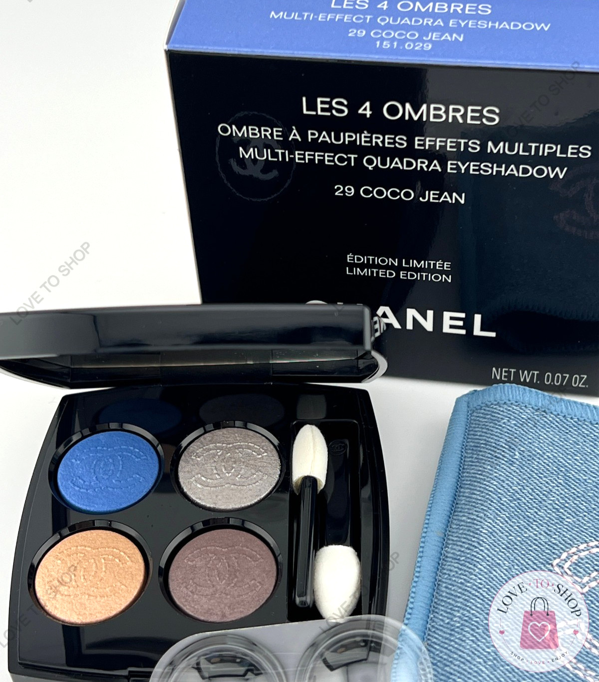CHANEL Les 4 Ombres Eyeshadow Quad Palette 29 COCO JEAN - 2026 Denim Collection CHANEL Les 4 Ombres Eyeshadow Quad Palette 29 COCO JEAN - 2026 Denim Collection