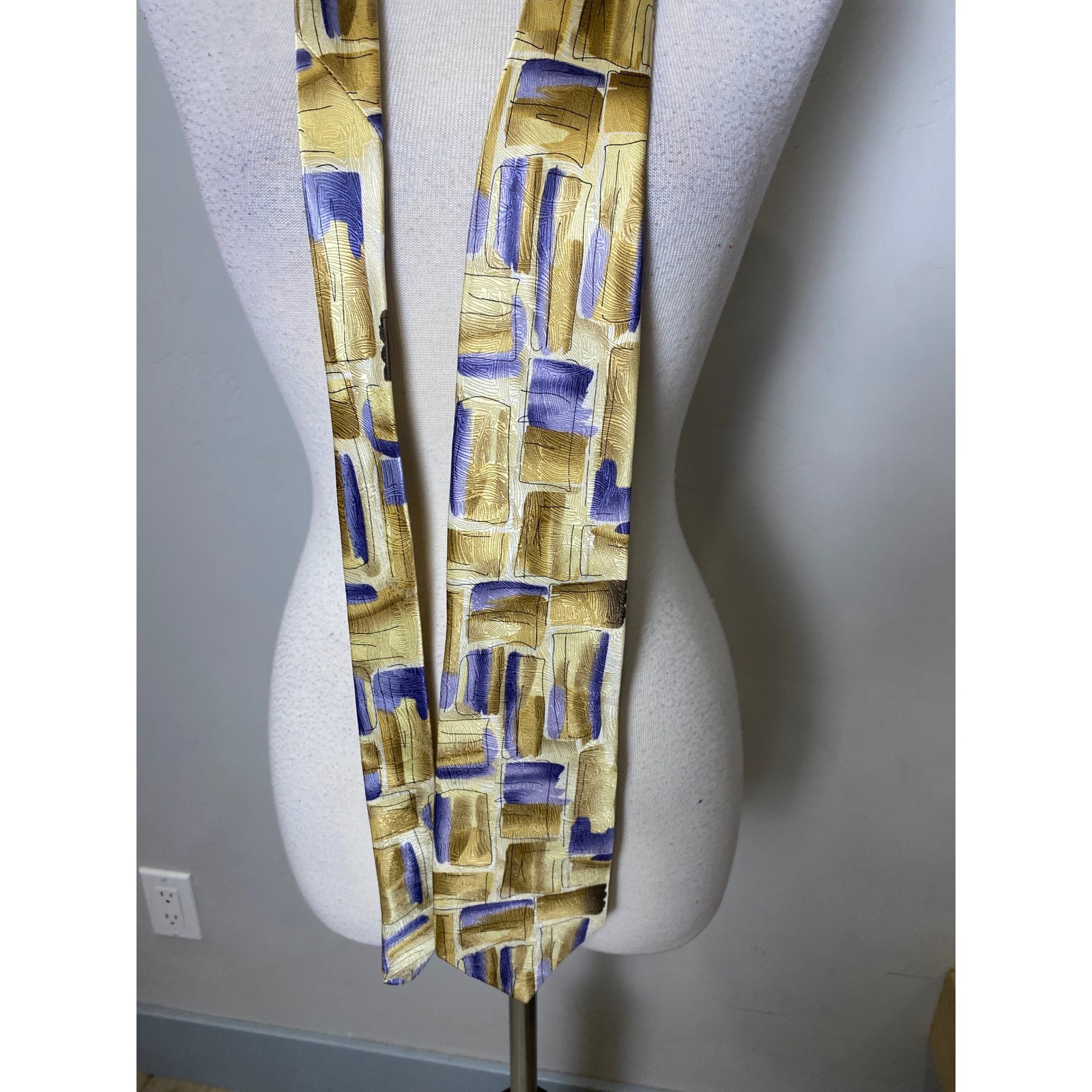 J Garcia Rhino & Puppy Collection 34 Silk Tie Vintage 90s Abstract Gold Purple J Garcia Rhino & Puppy Collection 34 Silk Tie Vintage 90s Abstract Gold Purple