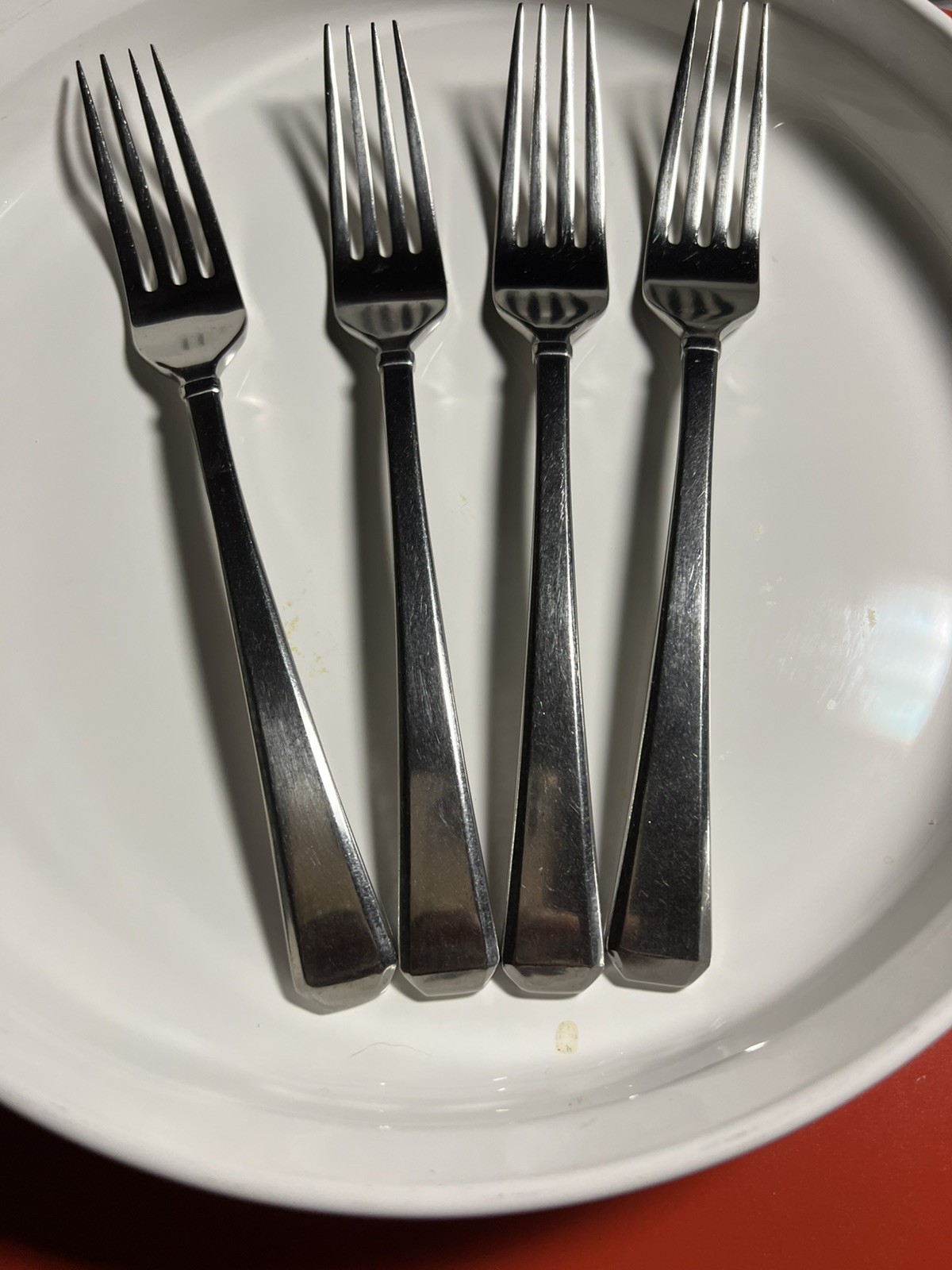 4 GORHAM DESIGN Studios Tristan DINNER FORK Japan Geometric Art Deco 18/8 4 GORHAM DESIGN Studios Tristan DINNER FORK Japan Geometric Art Deco 18/8