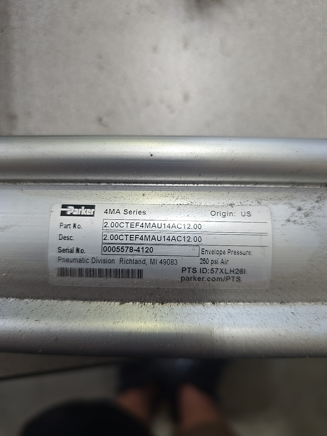 PARKER 2.00 CTEF4MAU14AC12.00 (0005578-4120) PARKER 2.00 CTEF4MAU14AC12.00 (0005578-4120)
