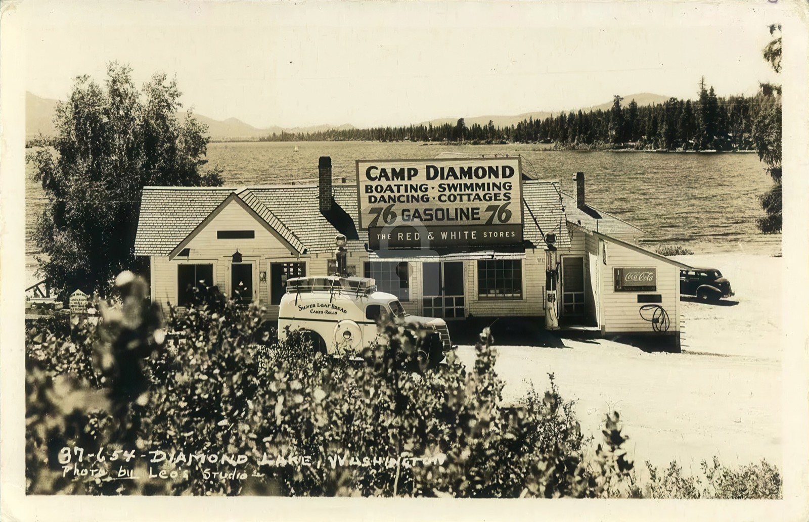 Pend Orielle County WA 1940'S Camp Diamond 76 Gas Pump RPPC Photo Postcard COPY Pend Orielle County WA 1940'S Camp Diamond 76 Gas Pump RPPC Photo Postcard COPY
