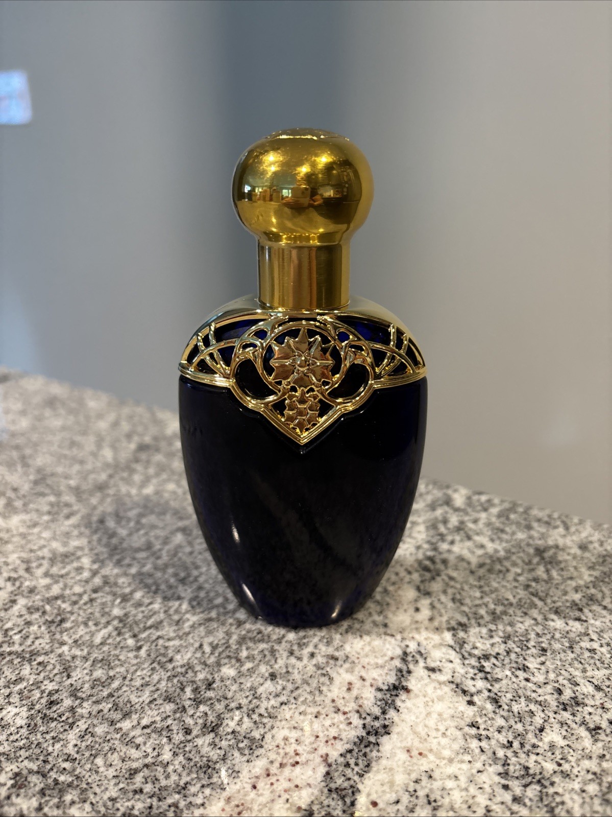VTG Avon Mesmerize for Women Cologne Spray 1.7 oz Full New Old Stock No Box VTG Avon Mesmerize for Women Cologne Spray 1.7 oz Full New Old Stock No Box