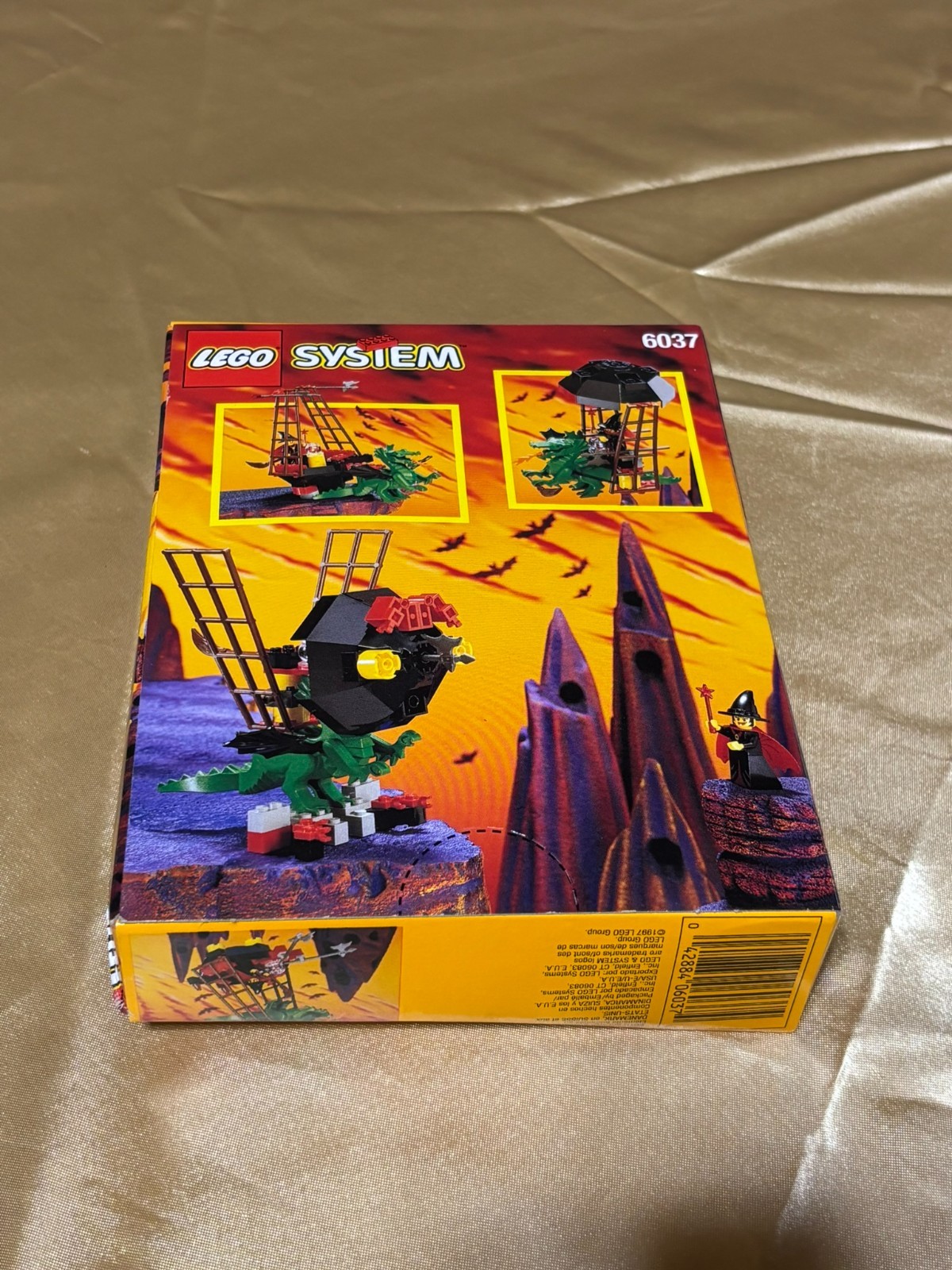 Vintage LEGO Fright Knights WITCH\'S WINDSHIP #6037 New in Sealed Box 1997