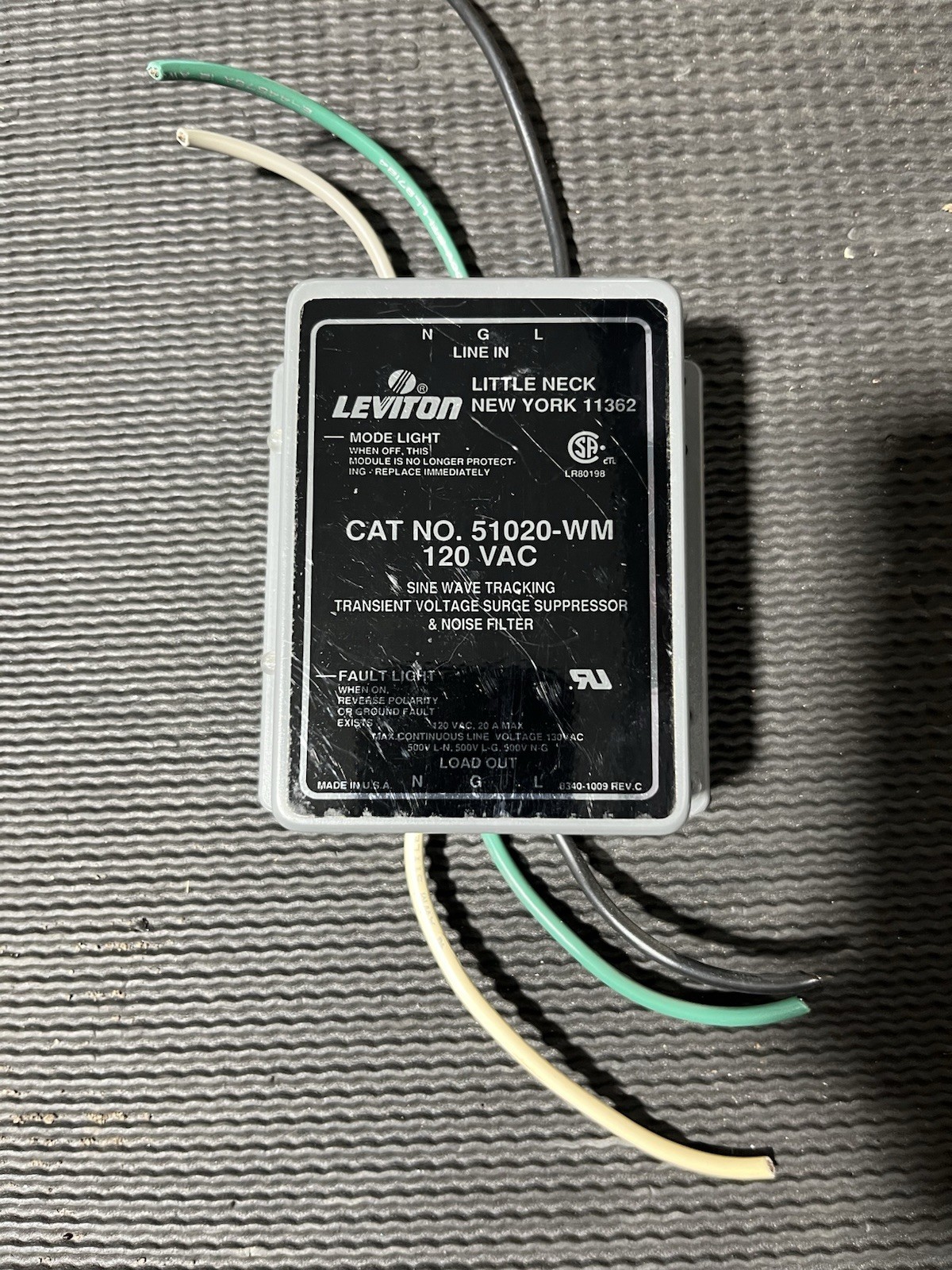 Fast Shippipng LEVITON 51020-WM TRANSIENT VOLTAGE SURGE SUPPRESSOR Fast Shippipng LEVITON 51020-WM TRANSIENT VOLTAGE SURGE SUPPRESSOR
