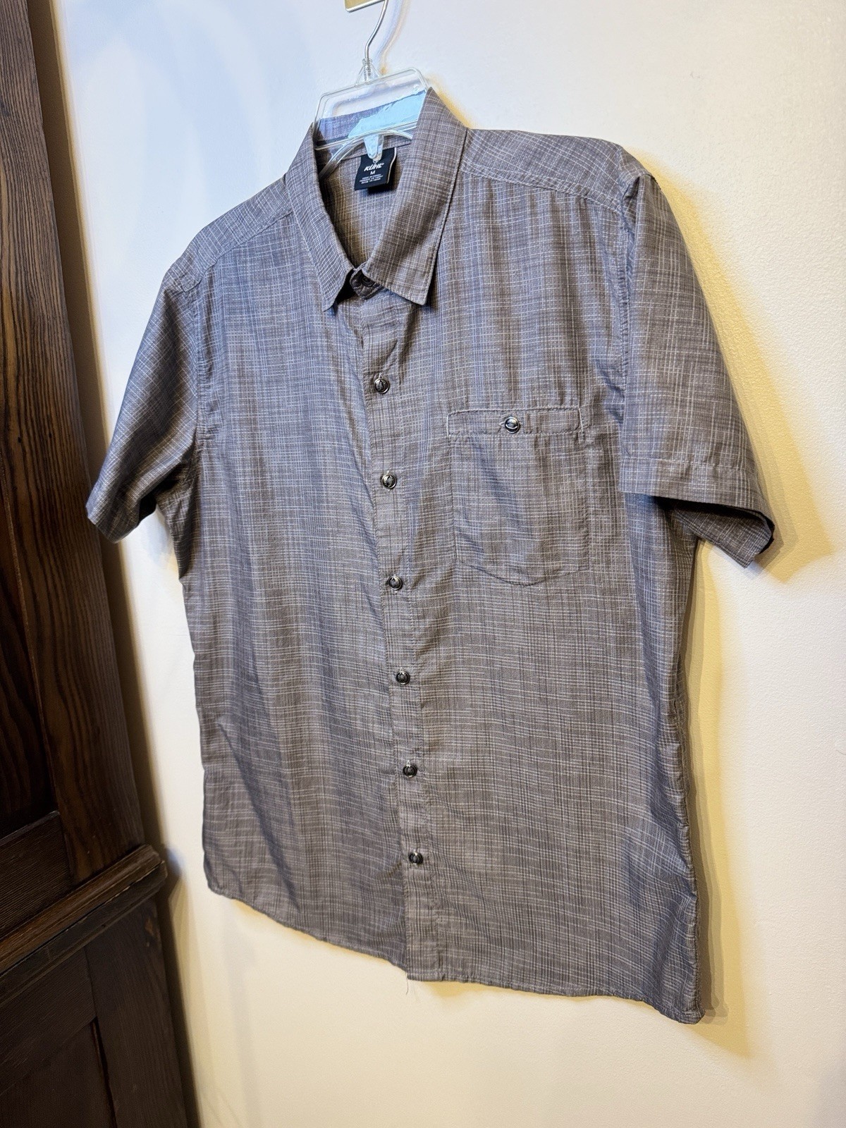 KUHL Mens Gray Crosshatch Pattern BORN IN THE MOUNTAINS Button Down Shirt Size M KUHL Mens Gray Crosshatch Pattern BORN IN THE MOUNTAINS Button Down Shirt Size M