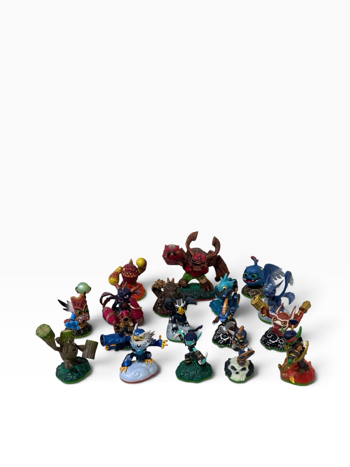 Skylanders Mix Lot Of 17 Pre Owned Use Nice Condition Skylanders Mix Lot Of 17 Pre Owned Use Nice Condition