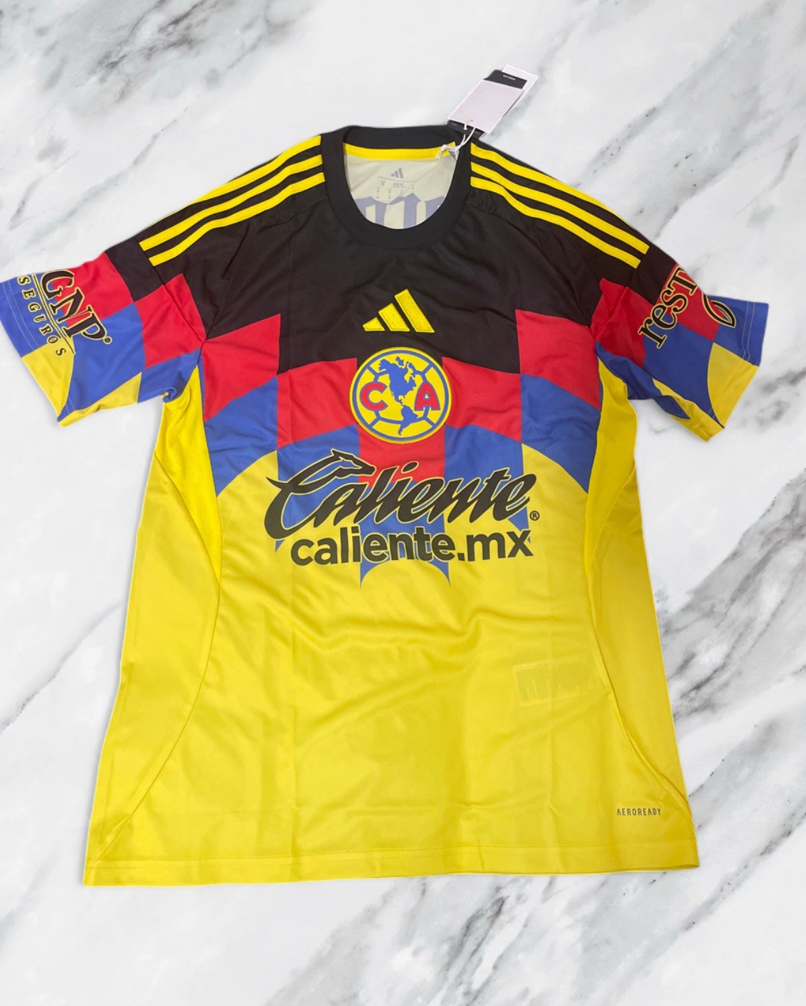 mens adidas club america size medium 25/26 Home yellow jersey NEW JN8612