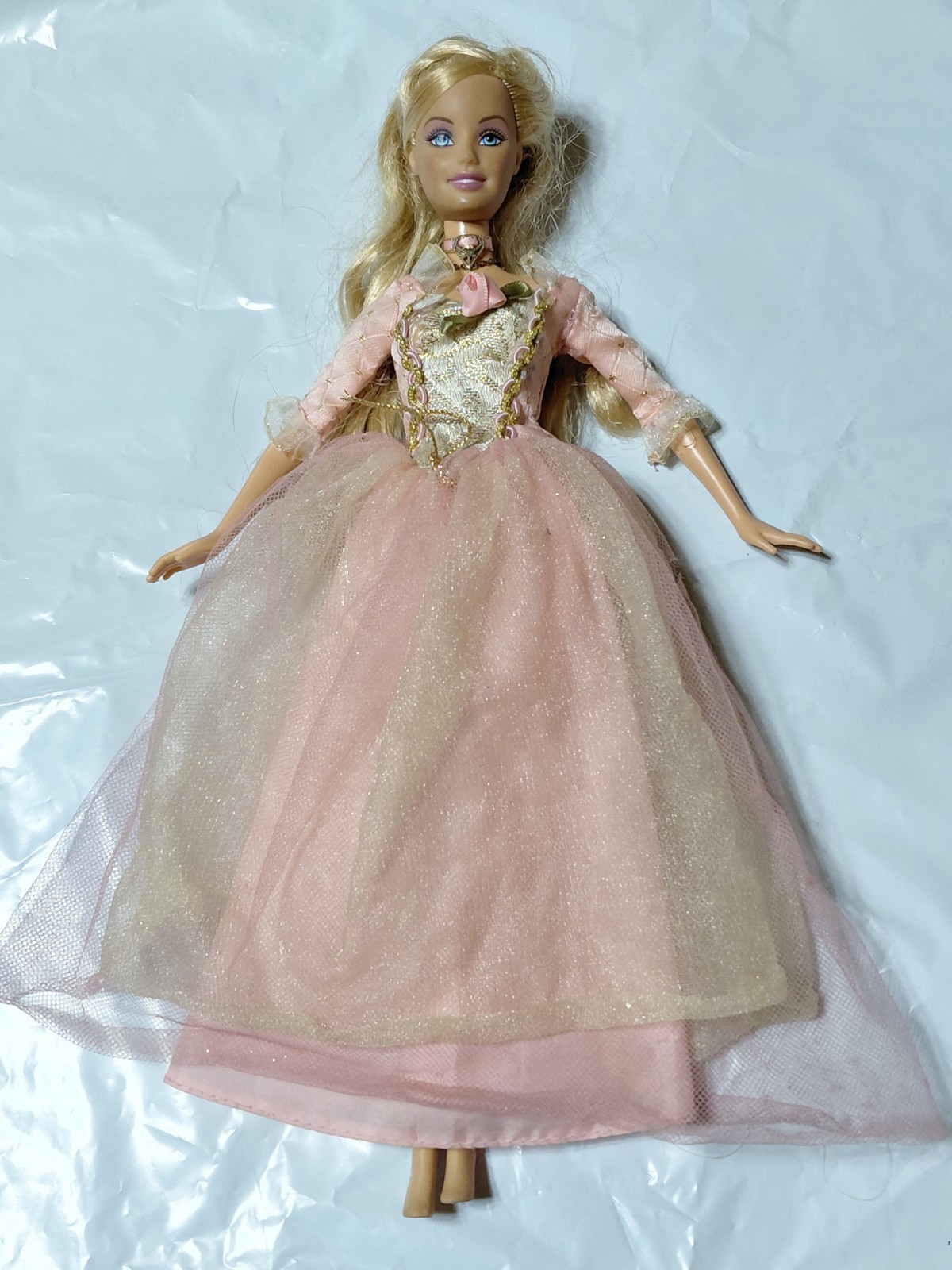 2004 Barbie Princess and the Pauper Singing Anneliese Doll Works DRESS TLC 2004 Barbie Princess and the Pauper Singing Anneliese Doll Works DRESS TLC