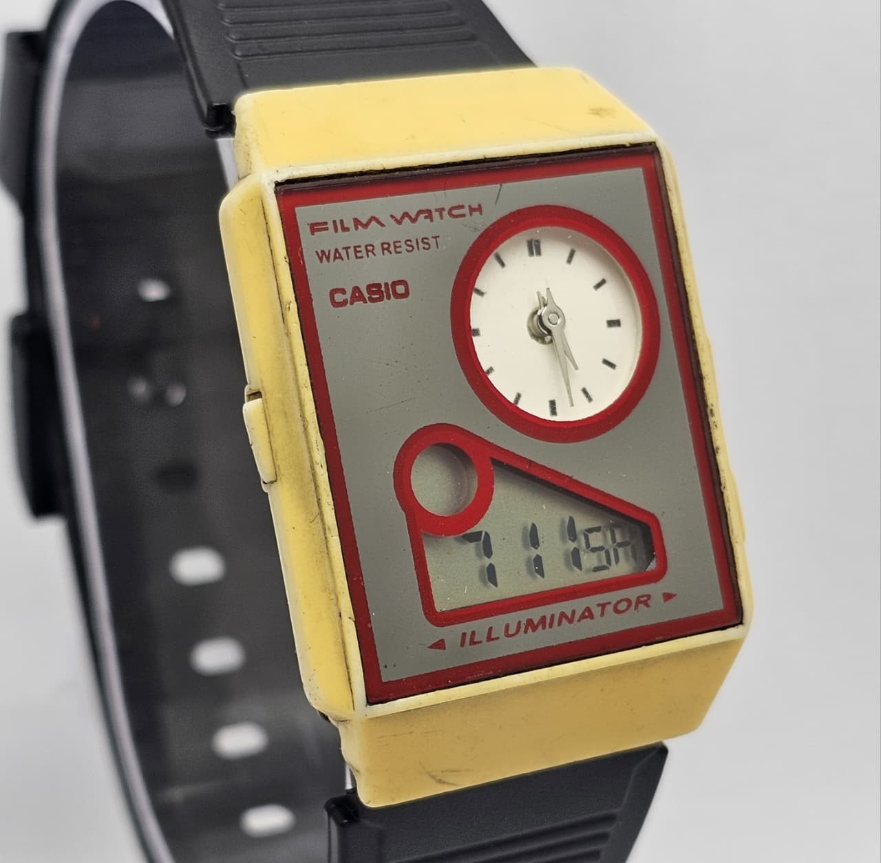Casio Illuminator FS-01 Ana-Digi 5858 Vintage Men\'s Film Watch Casio Illuminator FS-01 Ana-Digi 5858 Vintage Men\'s Film Watch