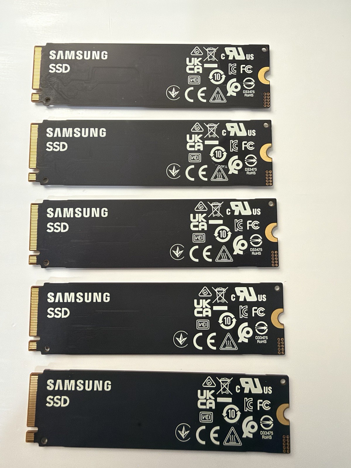 Lot of 5 Samsung PM9B1 256GB M.2 2280 PCIe Gen4 x4 NVMe SSD MZVL4256HBJD SSD