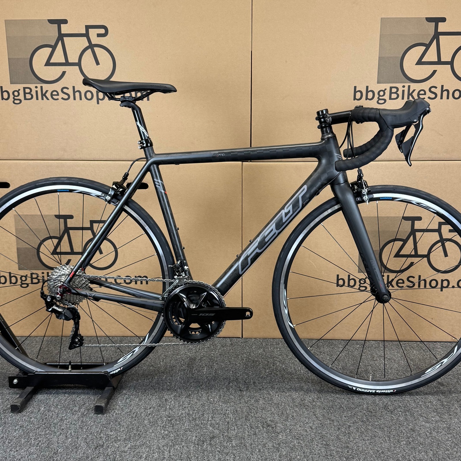 Used Felt F FRD, 11-speed Shimano 105, Carbon Fiber Road Bike-2015, 56cm Used Felt F FRD, 11-speed Shimano 105, Carbon Fiber Road Bike-2015, 56cm