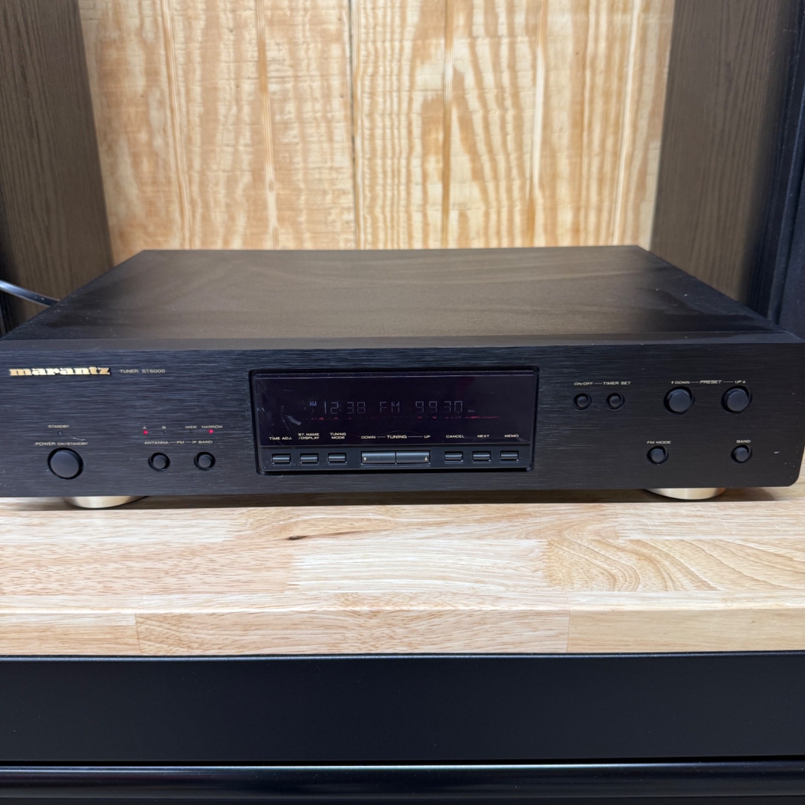 Marantz ST6000 AM FM Stereo Tuner RDS Dual Antenna Tested No Remote Marantz ST6000 AM FM Stereo Tuner RDS Dual Antenna Tested No Remote