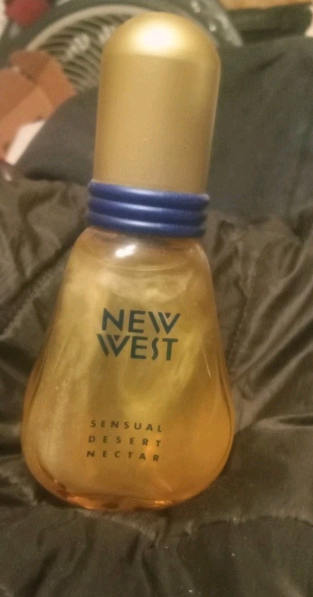 RARE Discontinued. New West Sensual Desert Nectar SkinScentby Aramis 3.4 ounces RARE Discontinued. New West Sensual Desert Nectar SkinScentby Aramis 3.4 ounces