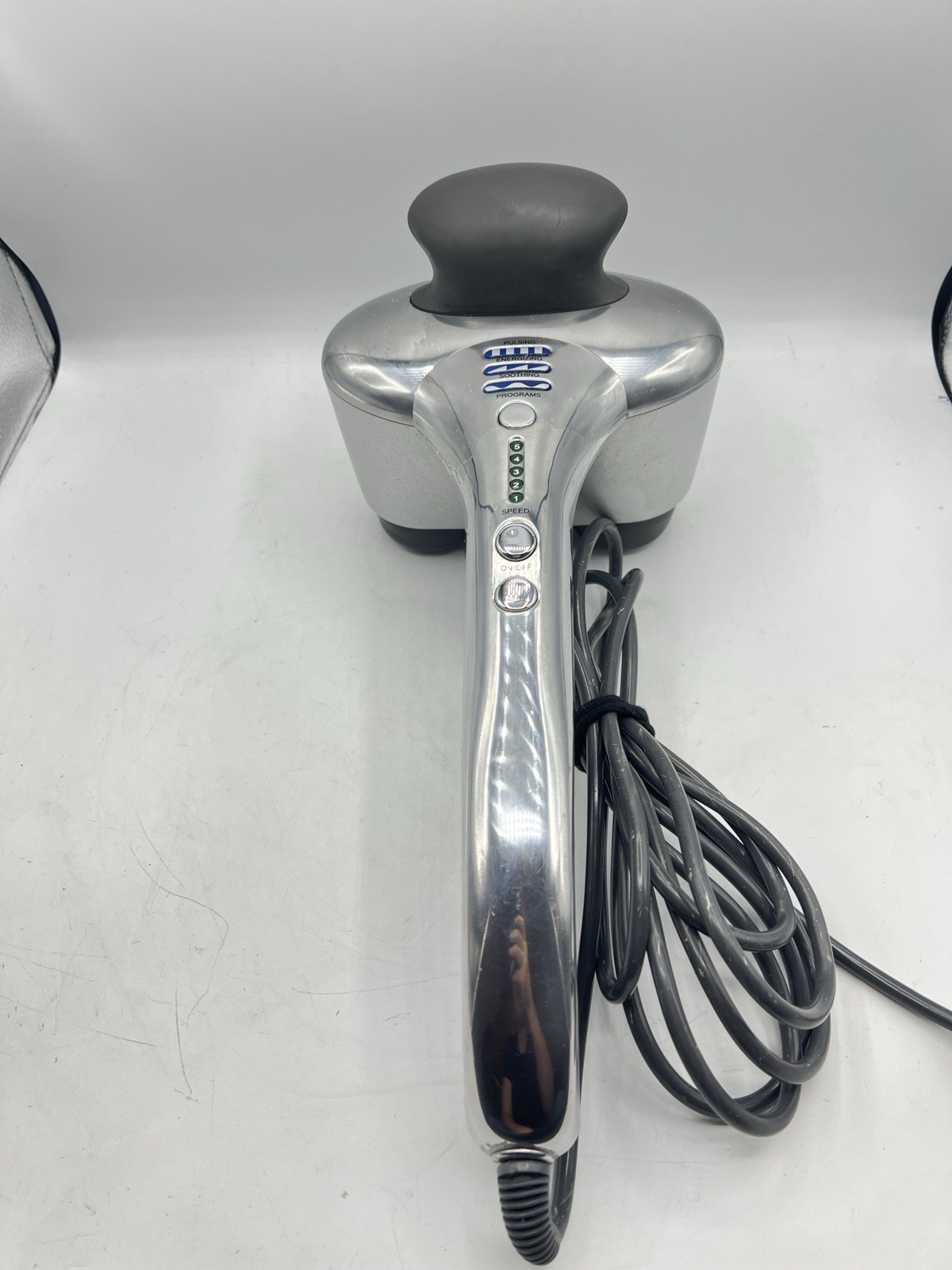 Brookstone Max BST-007 Dual Node 5 Speed 3 Programs Percussion Massager Tested Brookstone Max BST-007 Dual Node 5 Speed 3 Programs Percussion Massager Tested